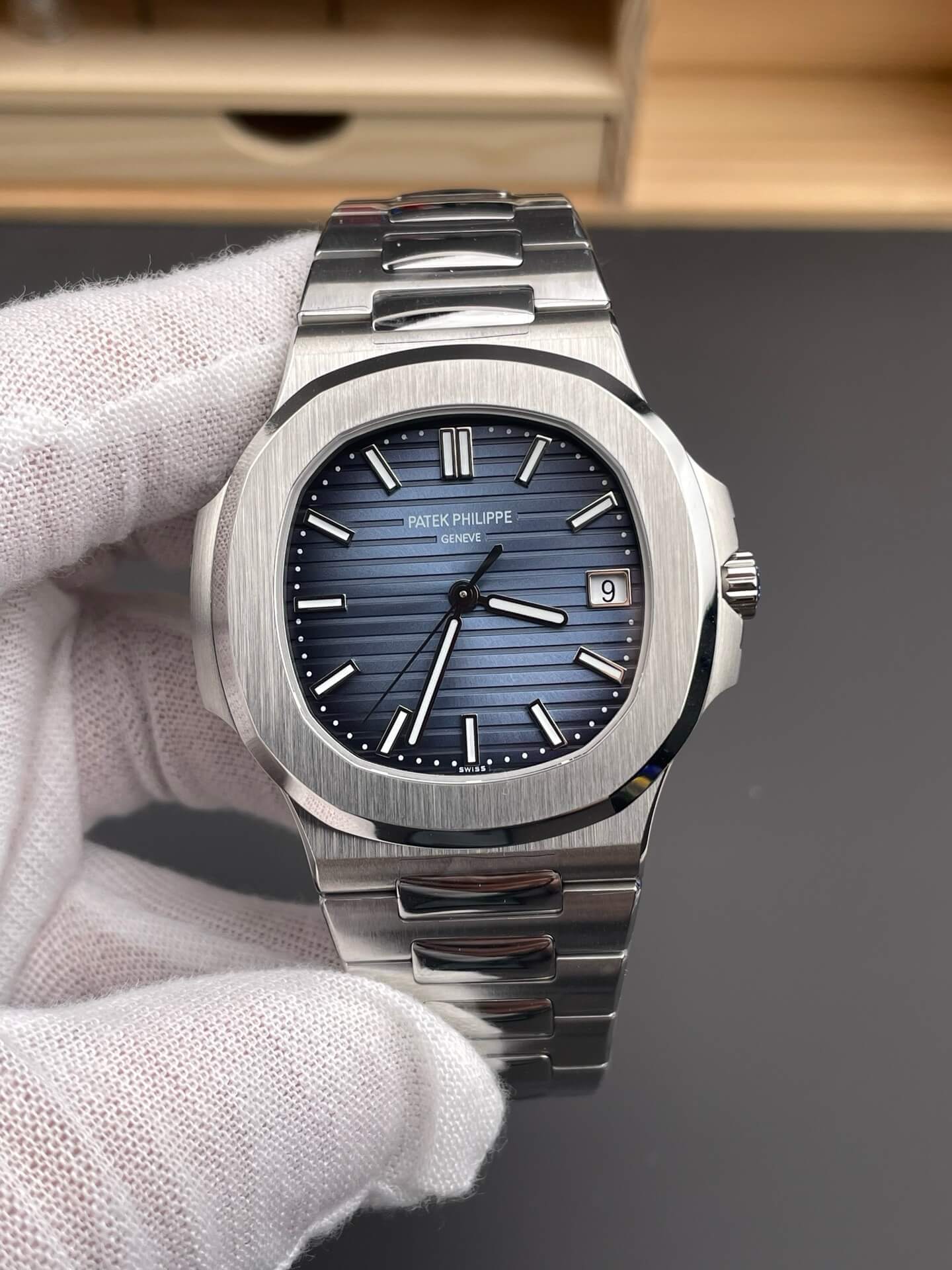 Patek Philippe Replica Nautilus Super Clone Watch 5811/1G-001 Patek Philippe Replica Nautilus Super Clone Watch 5811/1G-001