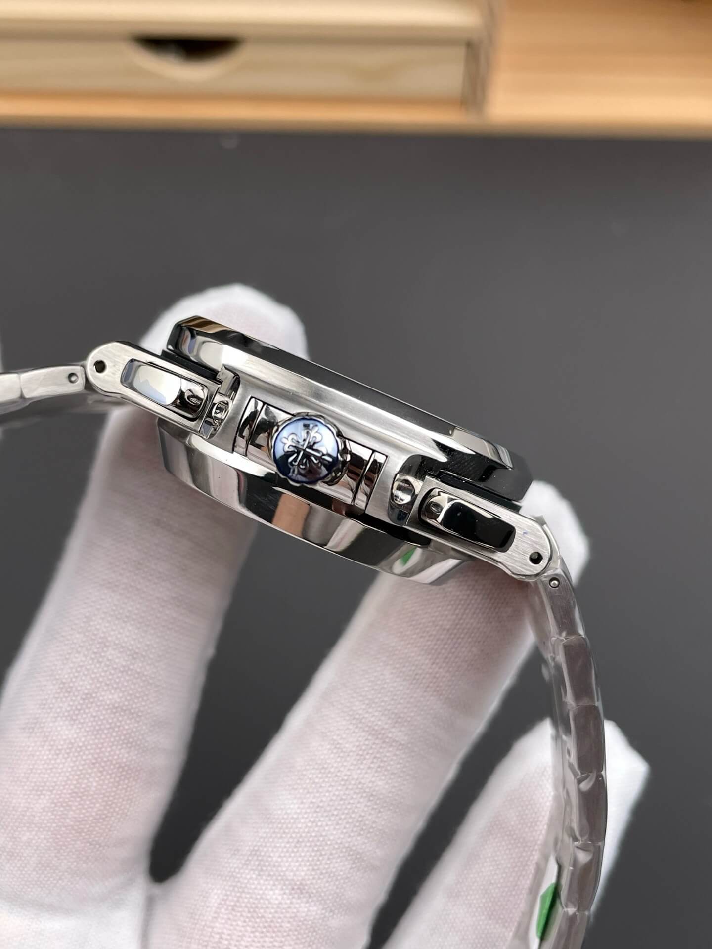 Patek Philippe Replica Nautilus Super Clone Watch 5980/1A-019