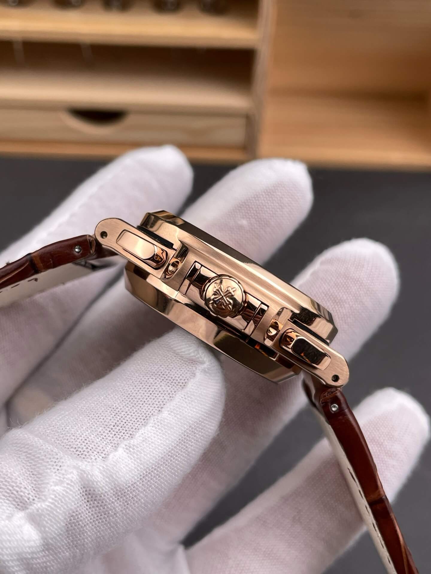 Patek Philippe Replica Nautilus Super Clone Watch 5980R-001