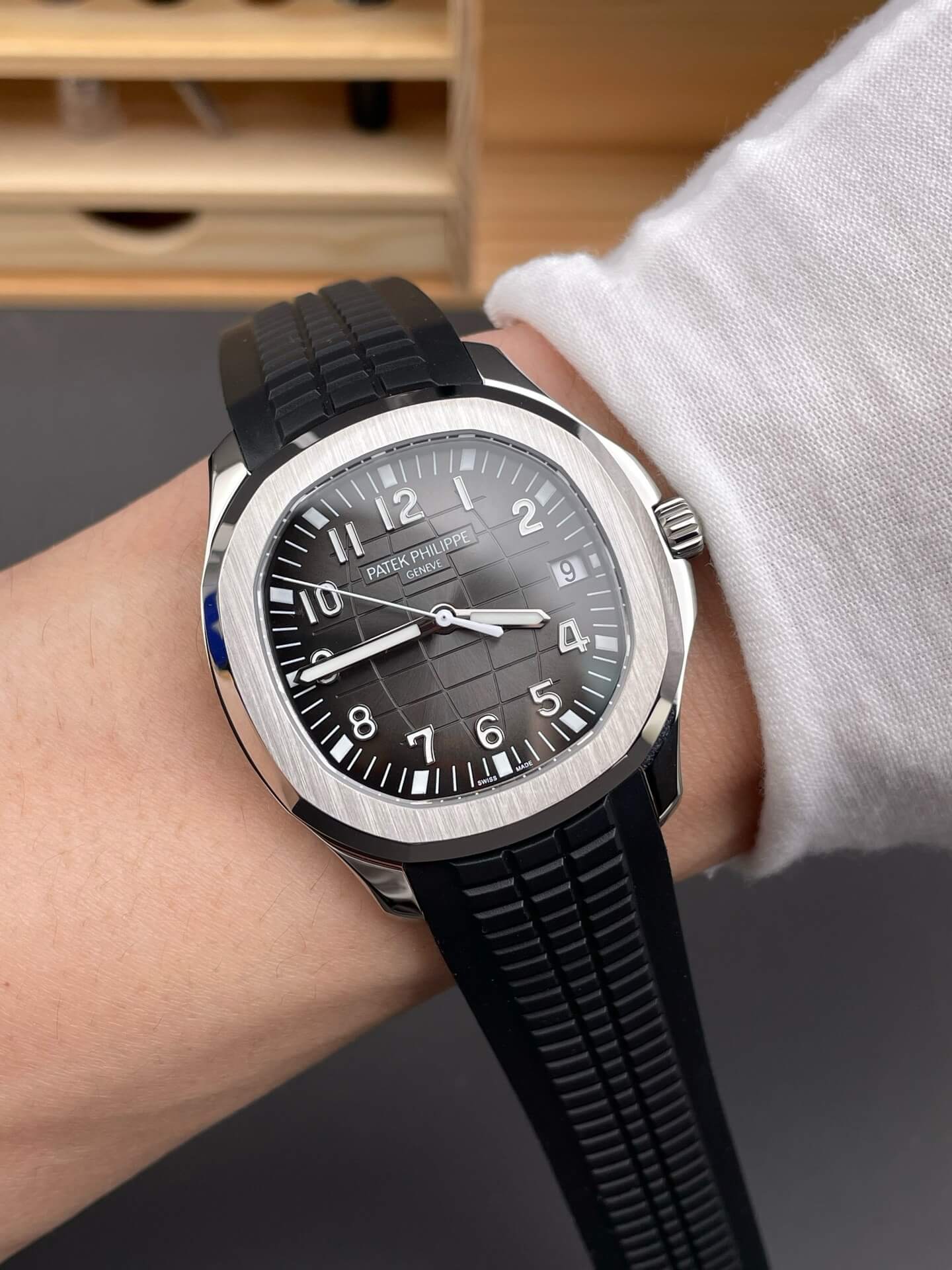 Patek Philippe Replica Aquanaut Super Clone Watch 5167A-001 Patek Philippe Replica Aquanaut Super Clone Watch 5167A-001