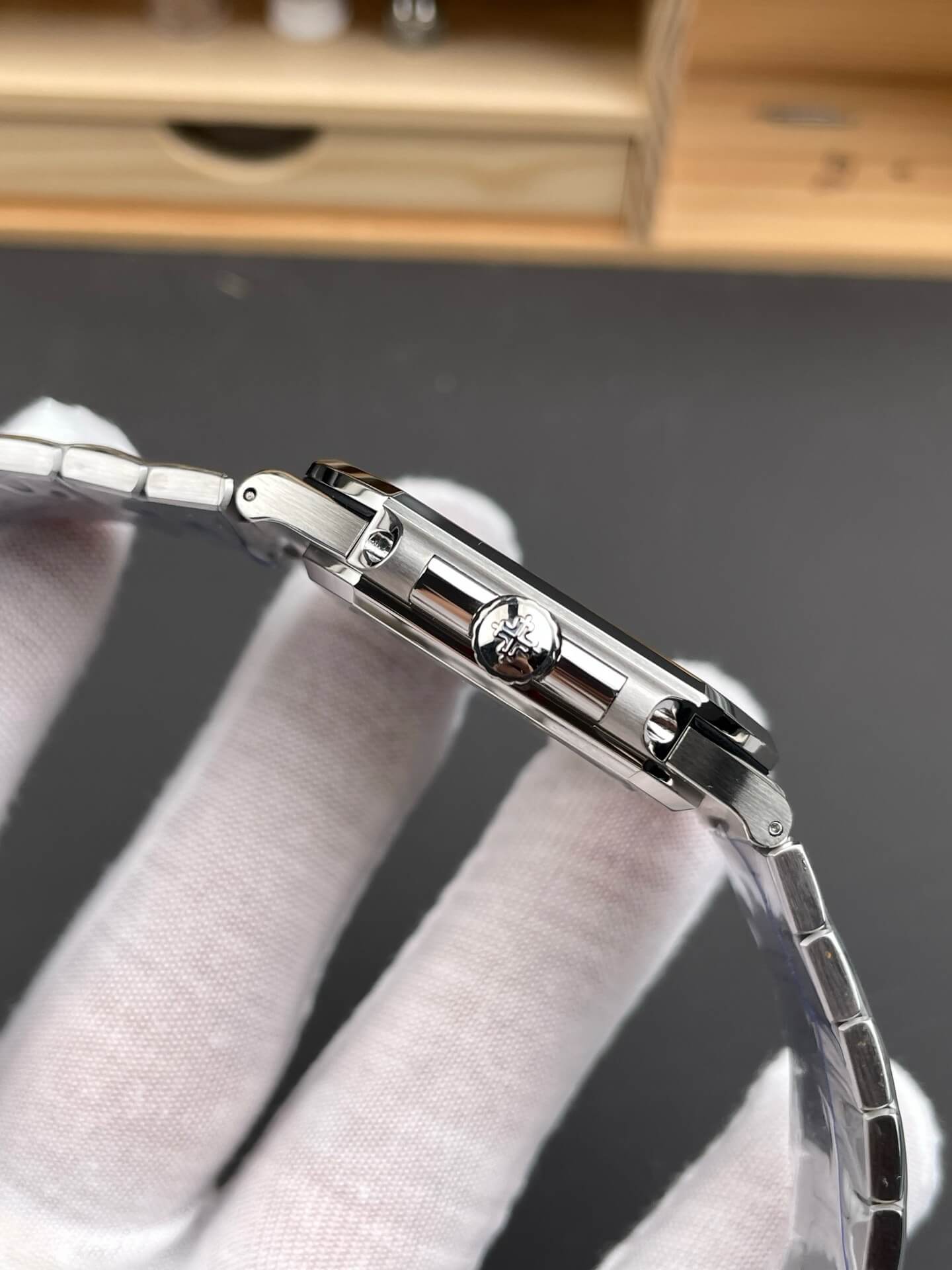 Patek Philippe Replica Cubitus Super Clone Watch 7128/1G-001 Patek Philippe Replica Cubitus Super Clone Watch 7128/1G-001