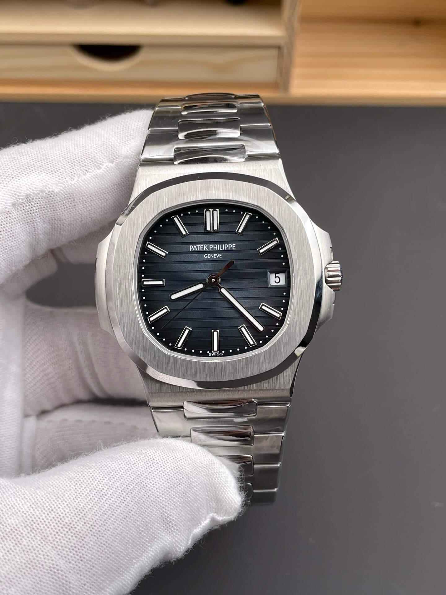 Patek Philippe Replica Nautilus Super Clone Watch 5711/1A-010 Patek Philippe Replica Nautilus Super Clone Watch 5711/1A-010