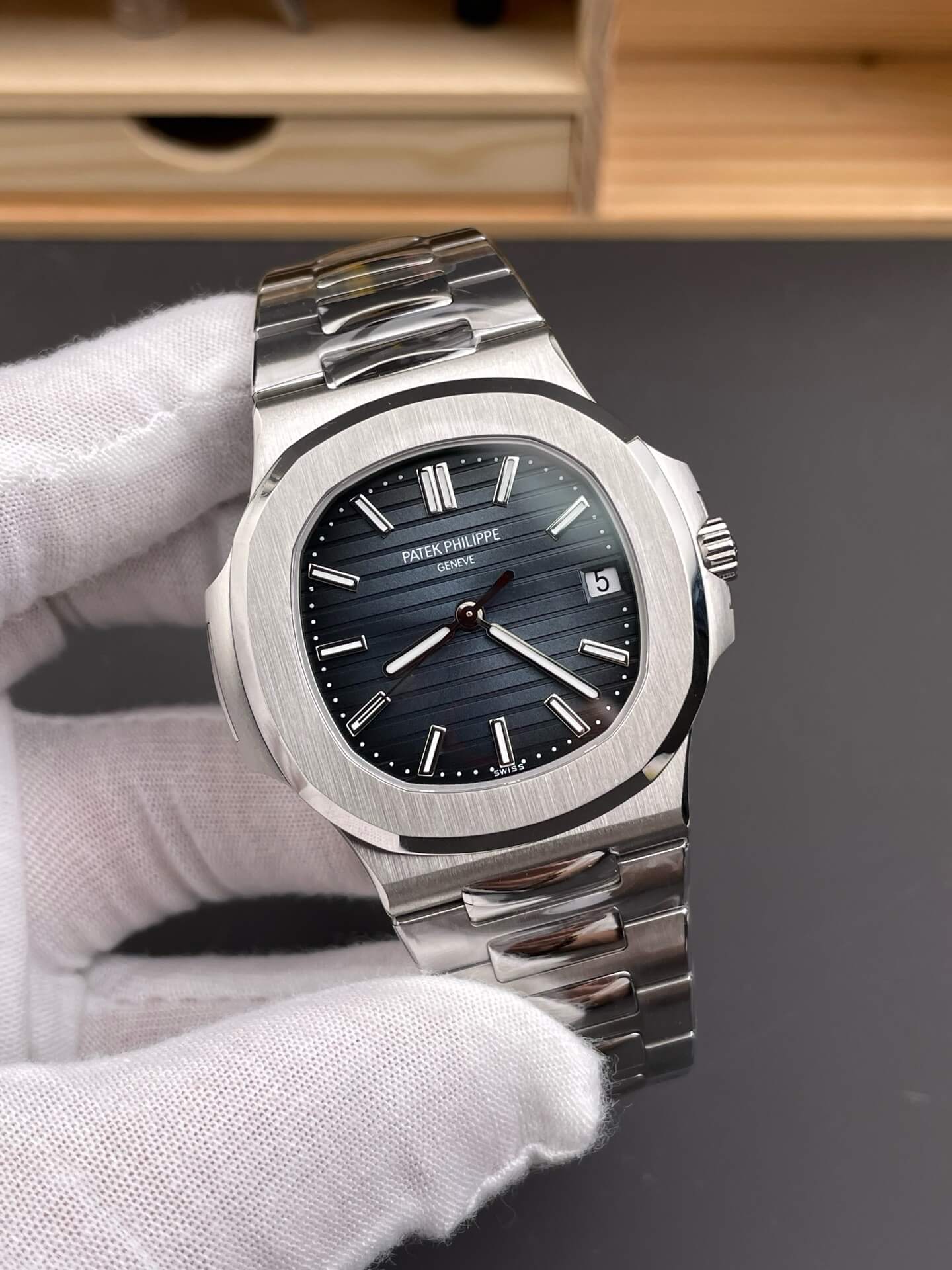 Patek Philippe Replica Nautilus Super Clone Watch 5711/1A-010 Patek Philippe Replica Nautilus Super Clone Watch 5711/1A-010