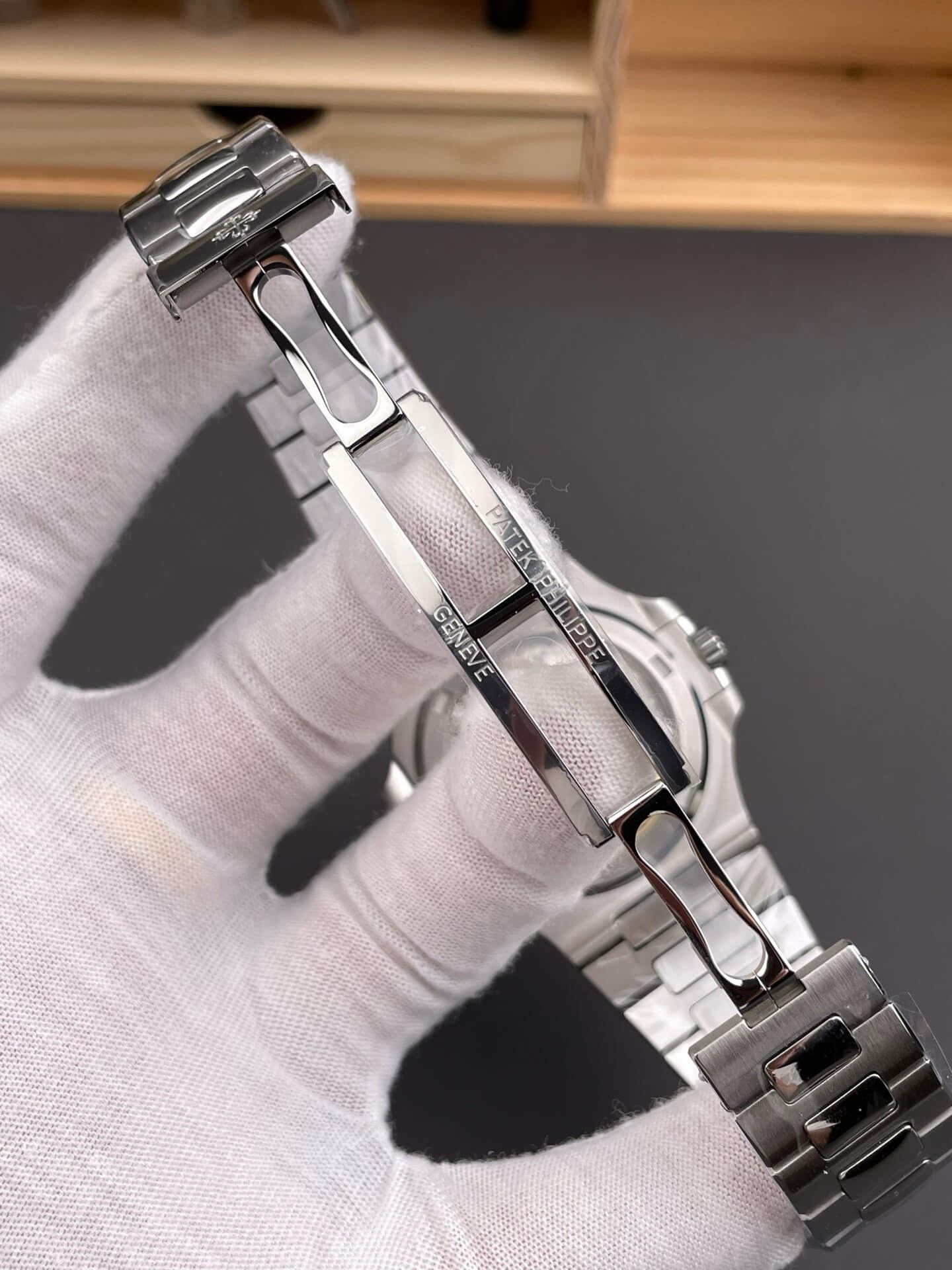 Patek Philippe Replica Nautilus Super Clone Watch 5711/1A-010 Patek Philippe Replica Nautilus Super Clone Watch 5711/1A-010