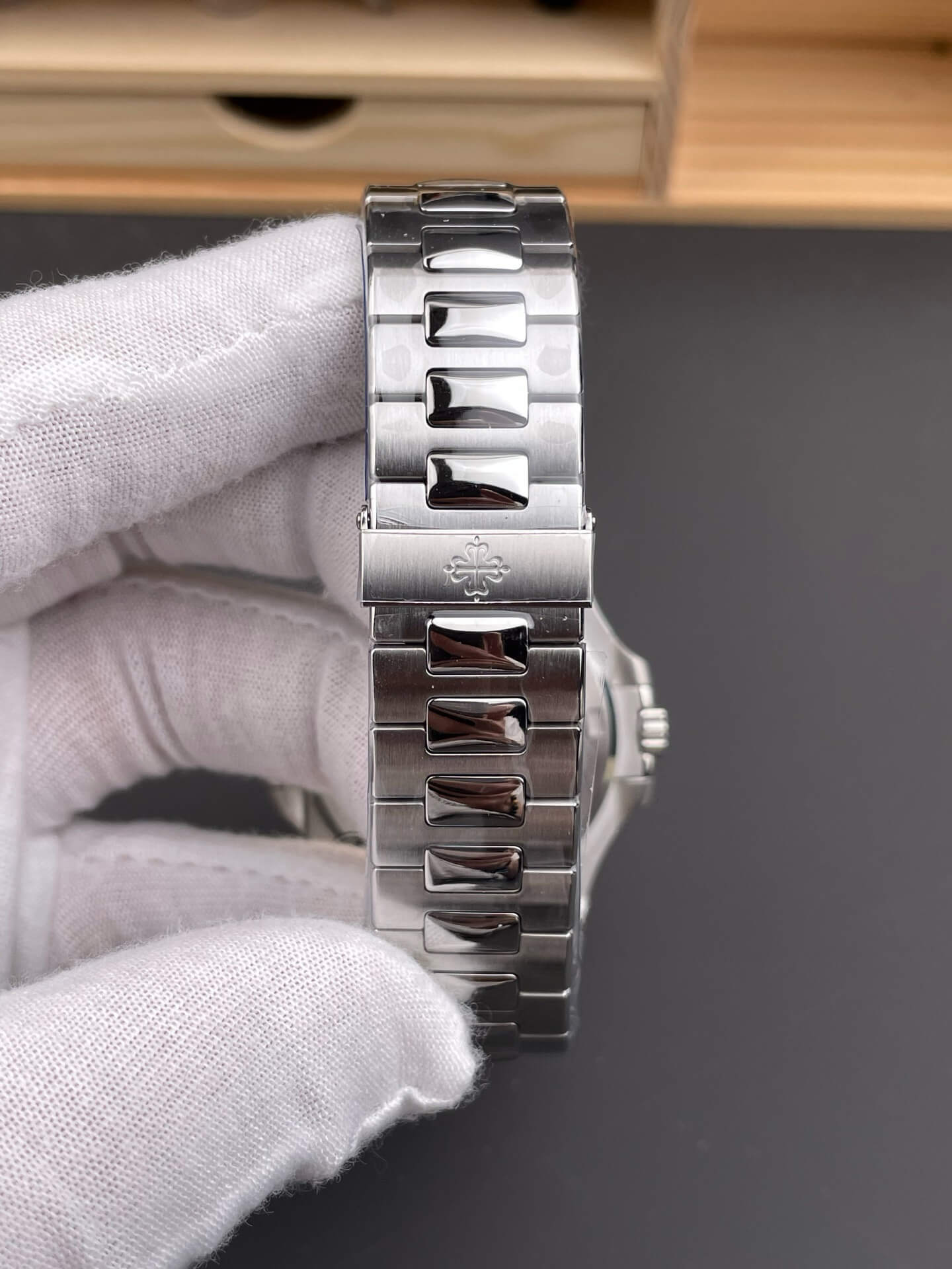Patek Philippe Replica Nautilus Super Clone Watch 5711/1A-010 Patek Philippe Replica Nautilus Super Clone Watch 5711/1A-010