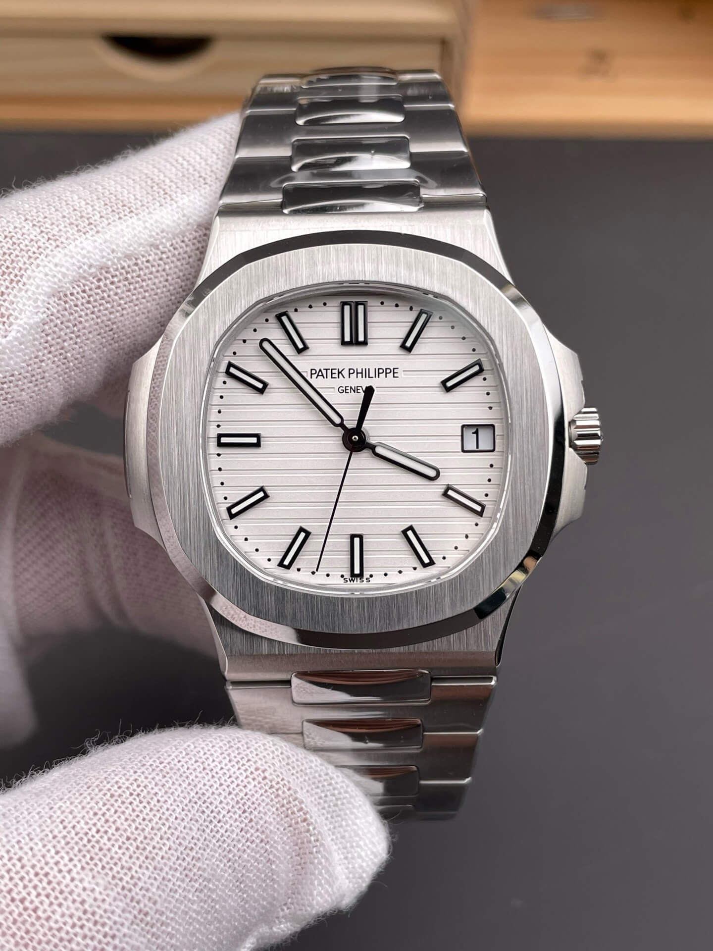 Patek Philippe Replica Nautilus Super Clone Watch 5711/1A-011 Patek Philippe Replica Nautilus Super Clone Watch 5711/1A-011