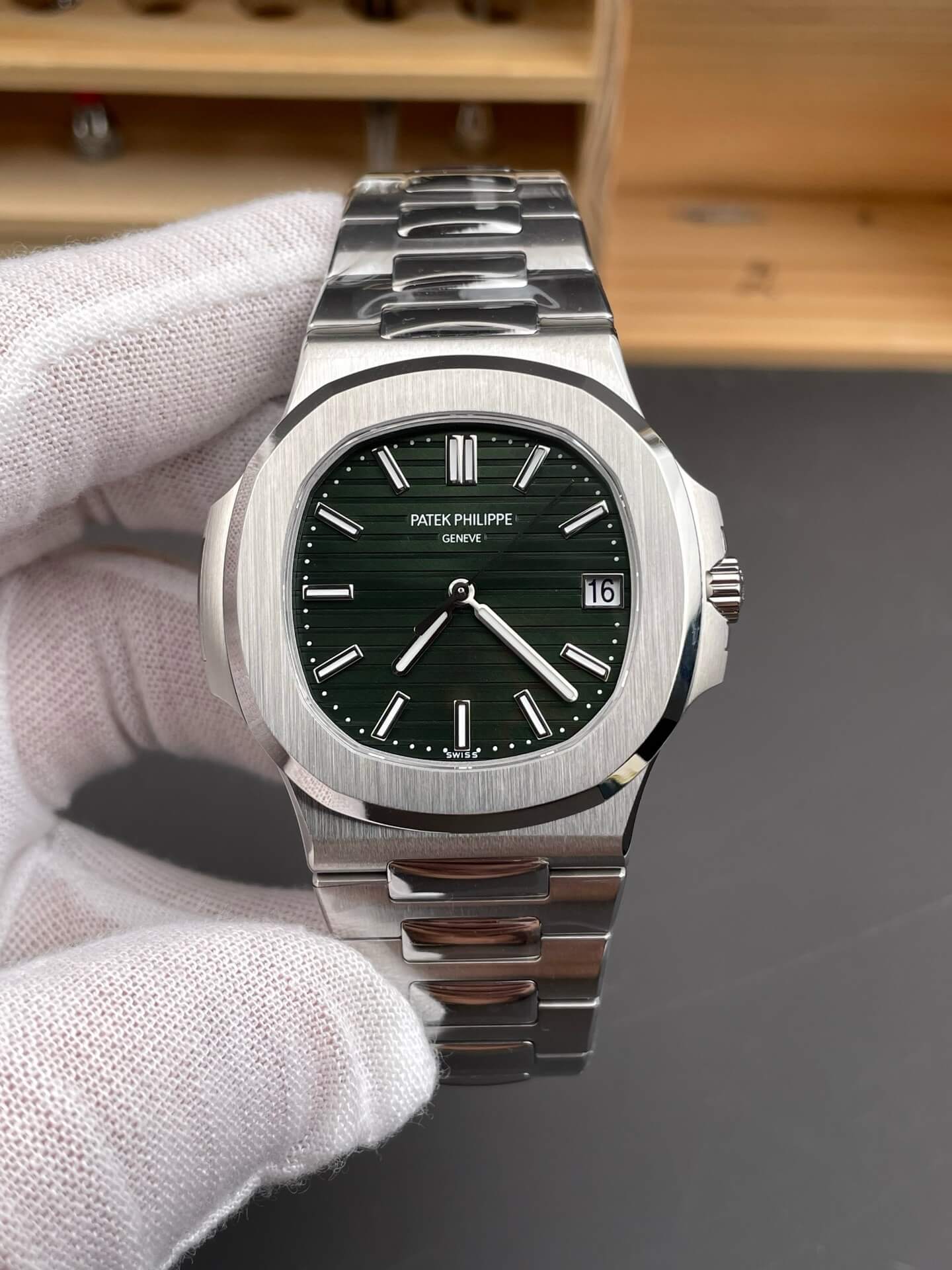 Patek Philippe Replica Nautilus Super Clone Watch 5711/1A-014 Patek Philippe Replica Nautilus Super Clone Watch 5711/1A-014
