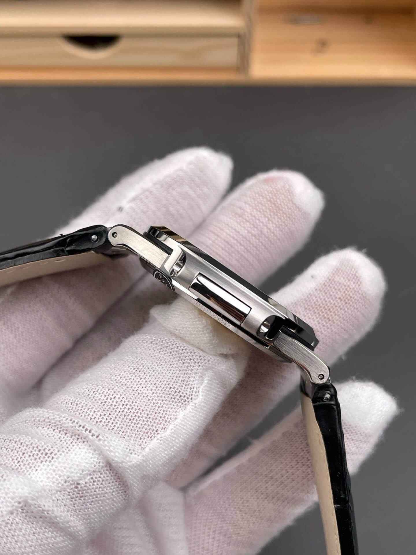 Patek Philippe Replica Nautilus Super Clone Watch 5711G-001 Patek Philippe Replica Nautilus Super Clone Watch 5711G-001