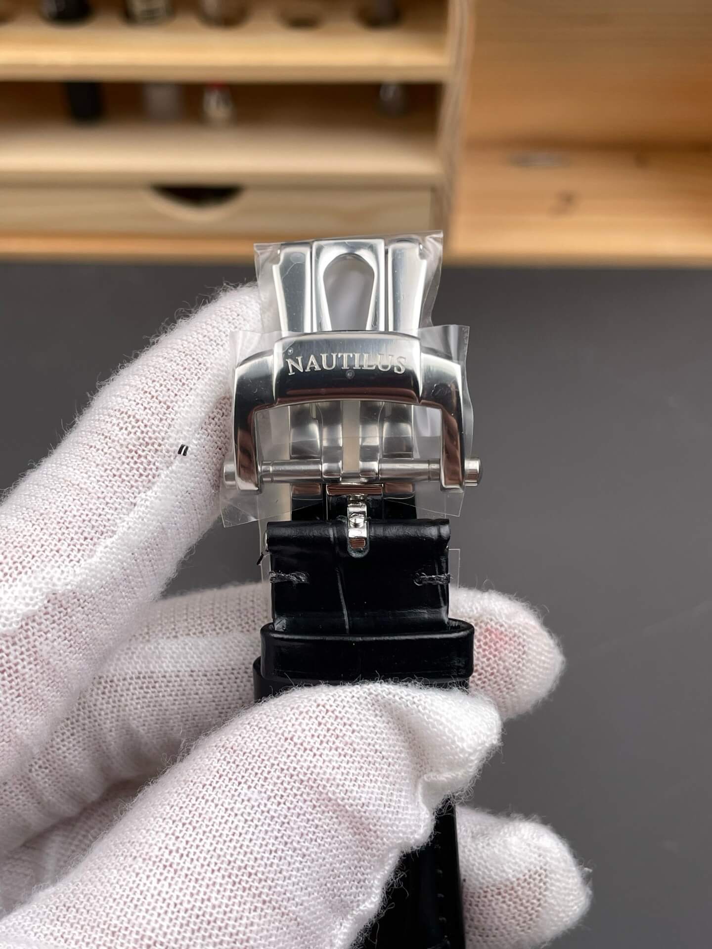 Patek Philippe Replica Nautilus Super Clone Watch 5711G-001 Patek Philippe Replica Nautilus Super Clone Watch 5711G-001