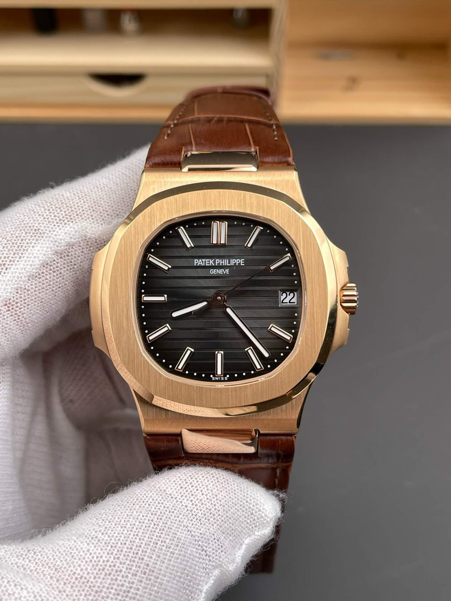 Patek Philippe Replica Nautilus Super Clone Watch 5711R-001 Patek Philippe Replica Nautilus Super Clone Watch 5711R-001