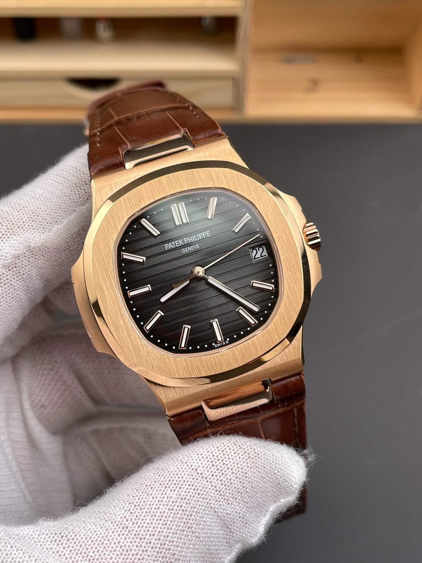 Patek Philippe Replica Nautilus Super Clone Watch 5711R-001 Patek Philippe Replica Nautilus Super Clone Watch 5711R-001