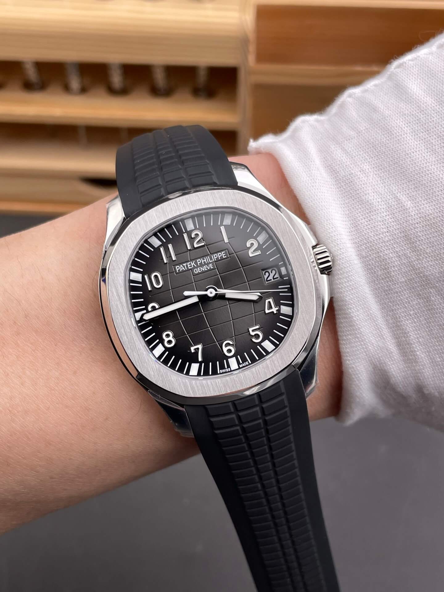 Patek Philippe Replica Aquanaut Super Clone Watch 5167A-001