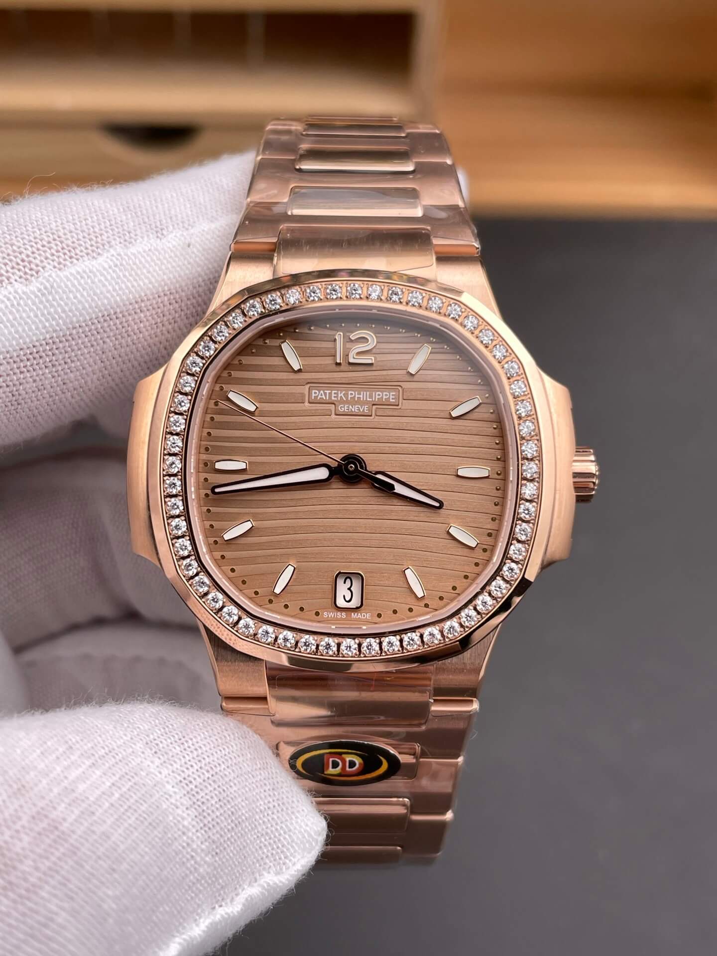Patek Philippe Replica Nautilus Super Clone Watch 7118/1200R-010