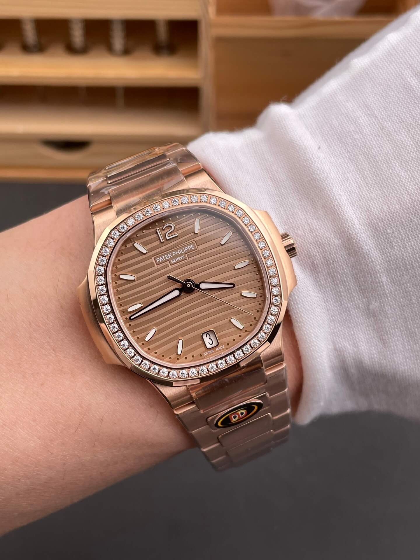 Patek Philippe Replica Nautilus Super Clone Watch 7118/1200R-010