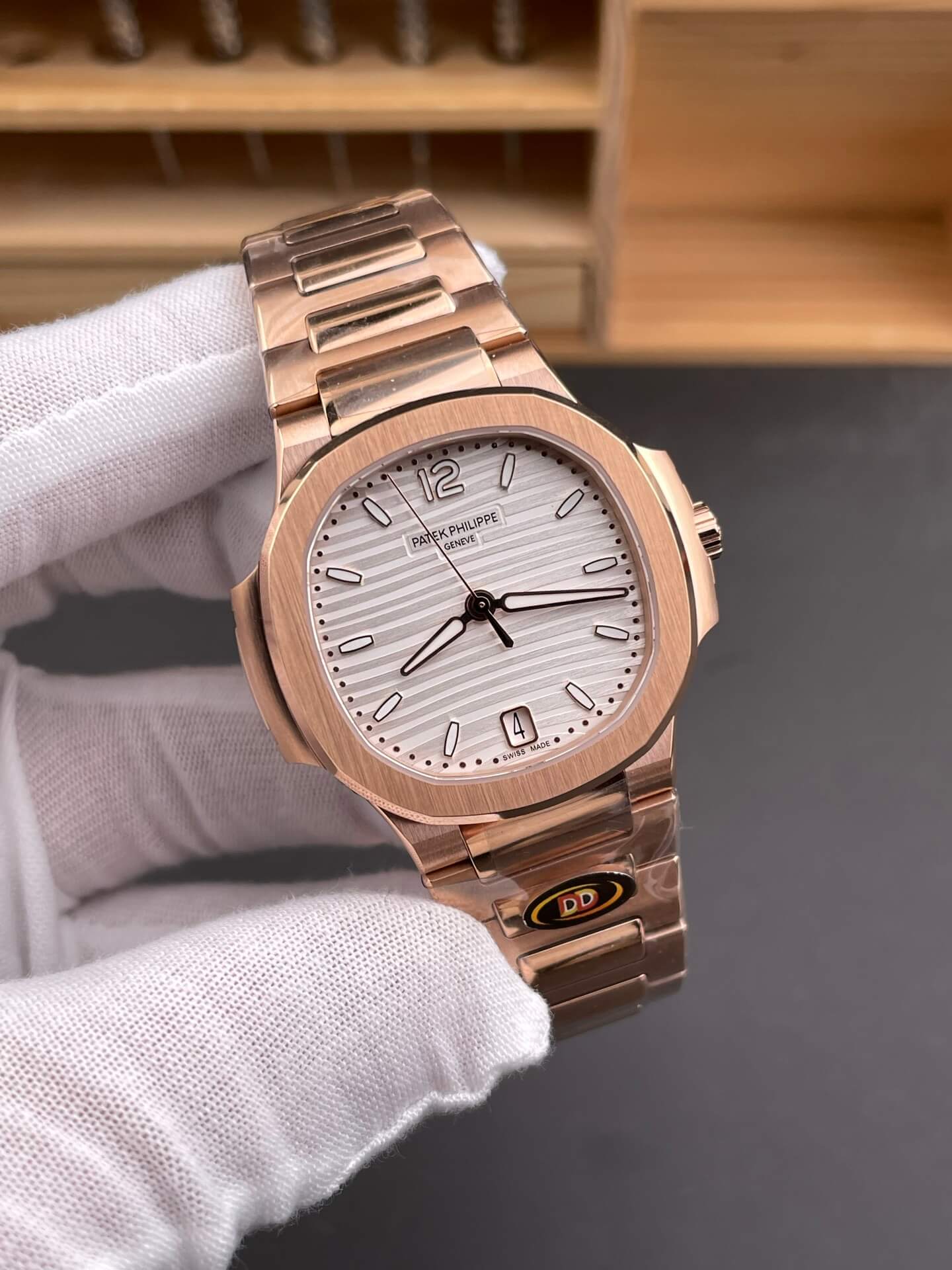 Patek Philippe Replica Nautilus Super Clone Watch 7118/1R-001
