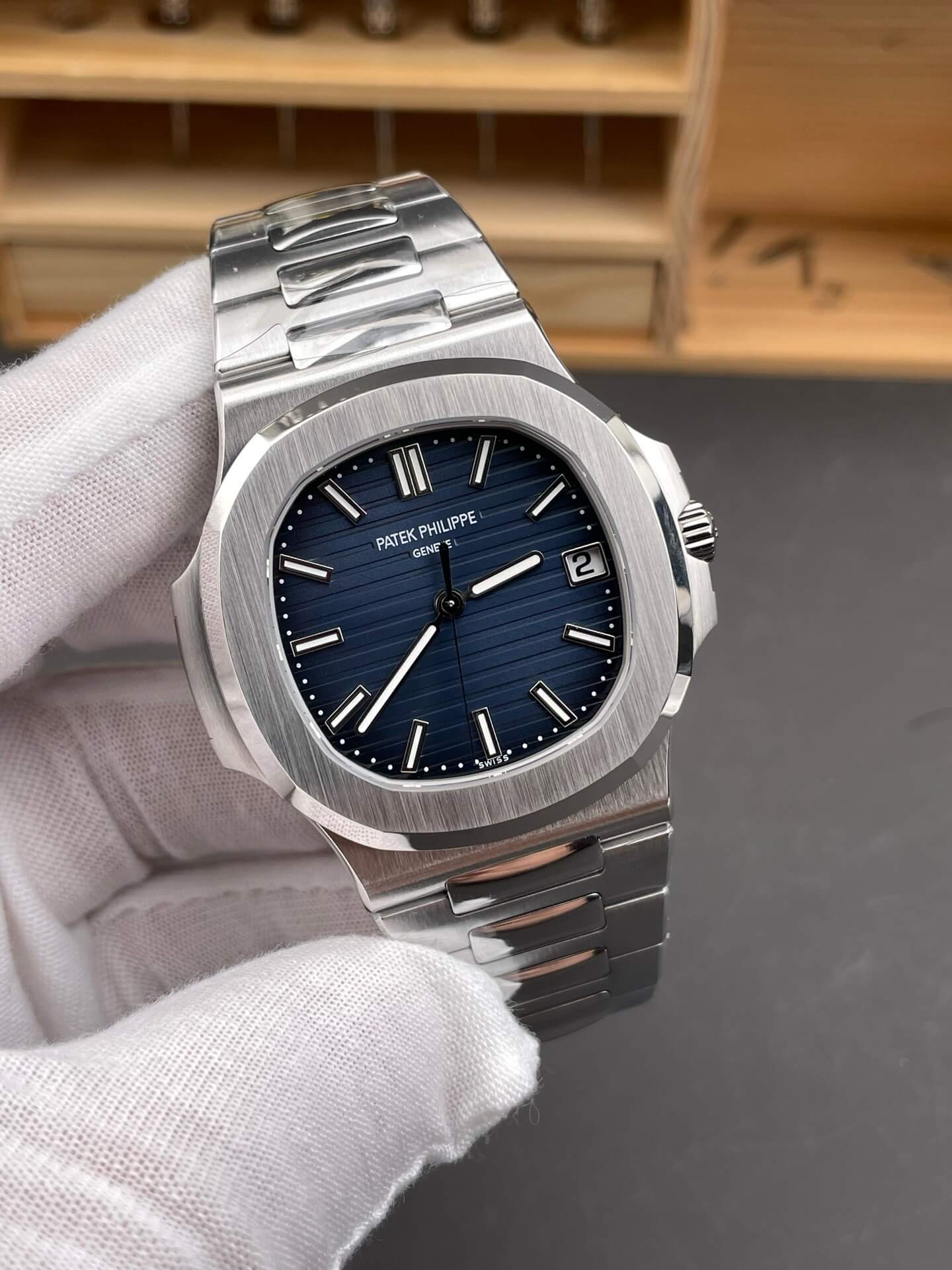 Patek Philippe Replica Nautilus Super Clone Watch Gain Weight Version 5811/1G-001