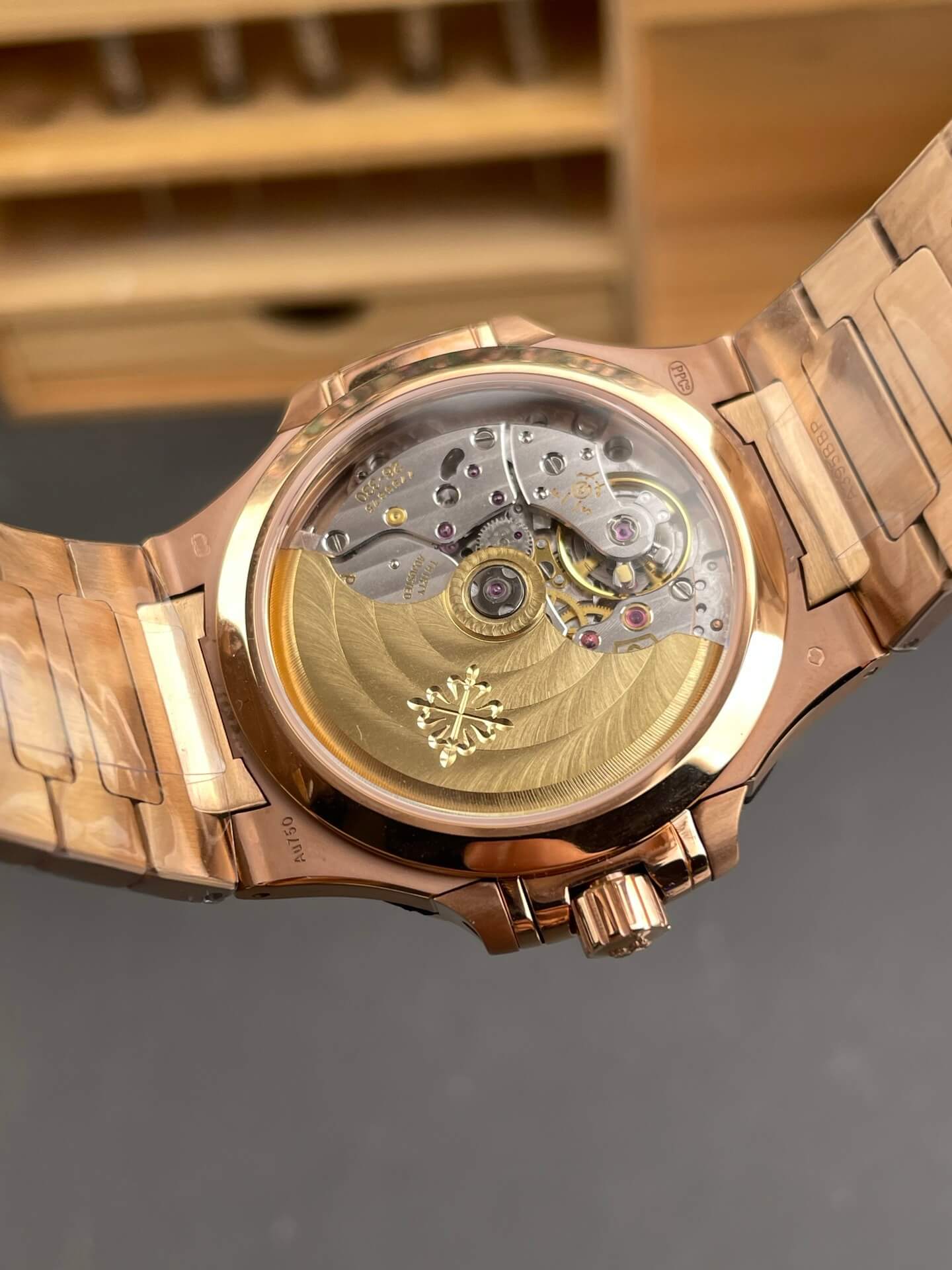 Patek Philippe Replica Nautilus Super Clone Watch 7118/1200R-001
