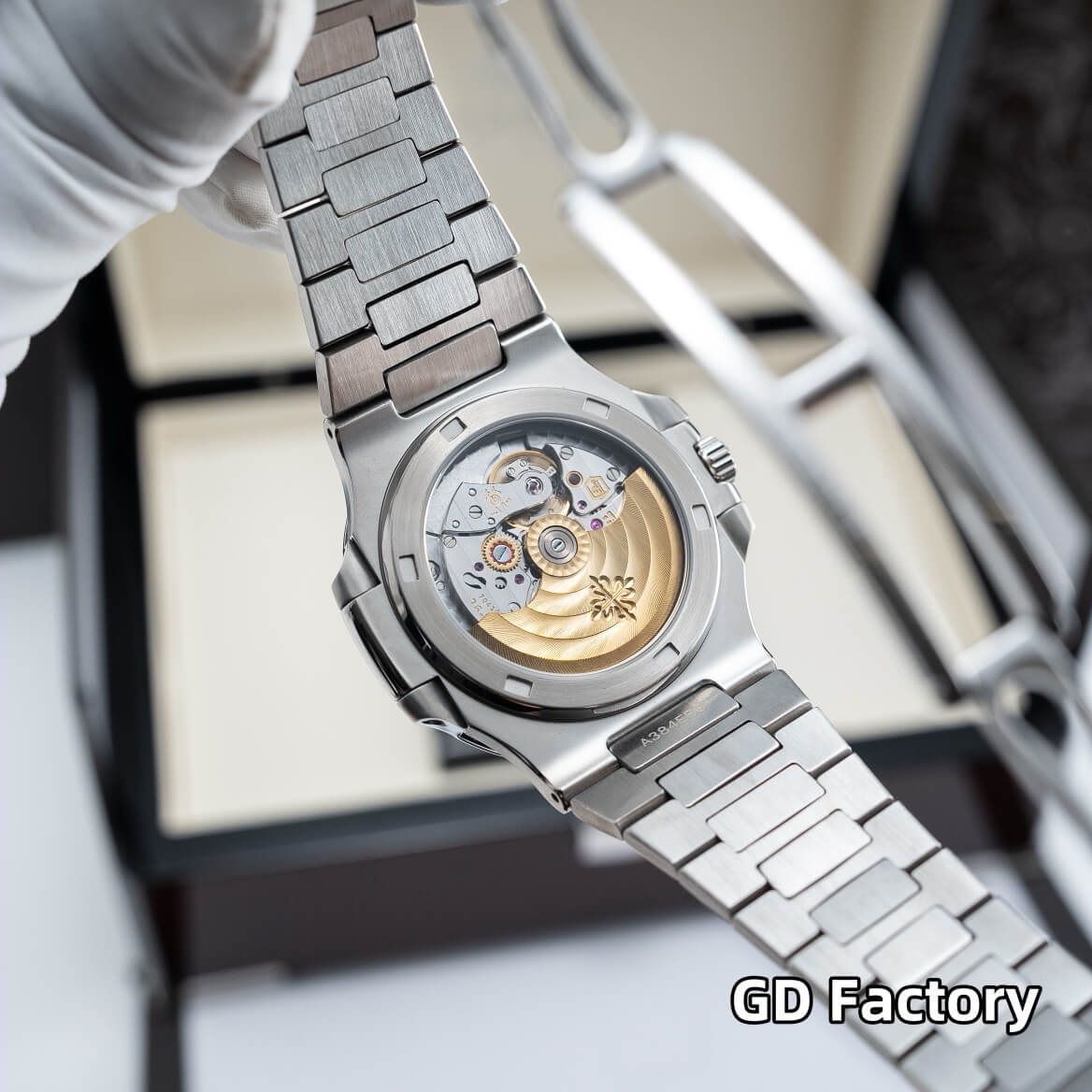 Patek Philippe Replica Nautilus Watch 3711/1G-001
