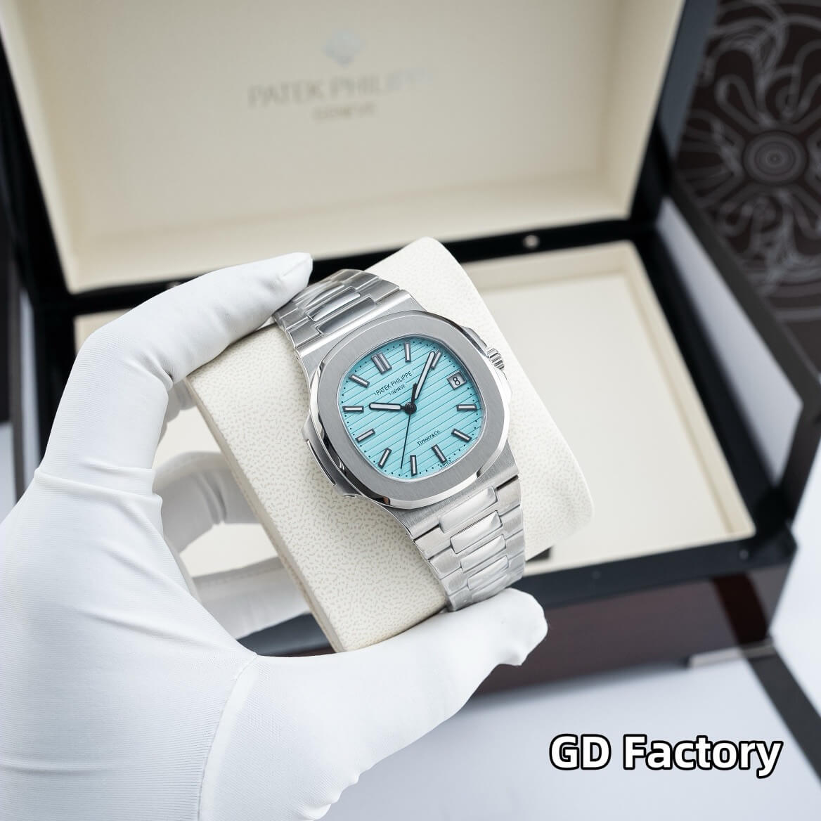 Patek Philippe Replica Nautilus Watch 5711/1A-018