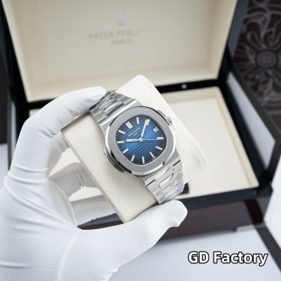 Patek Philippe Replica Nautilus Watch 5811/1G-001