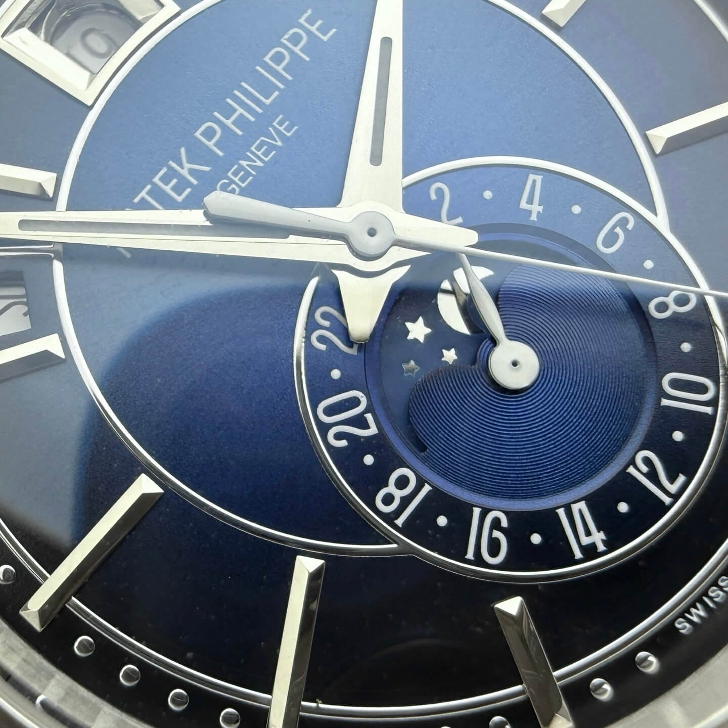 Patek Philippe Replica Complications Super Clone Watch 5205G-013
