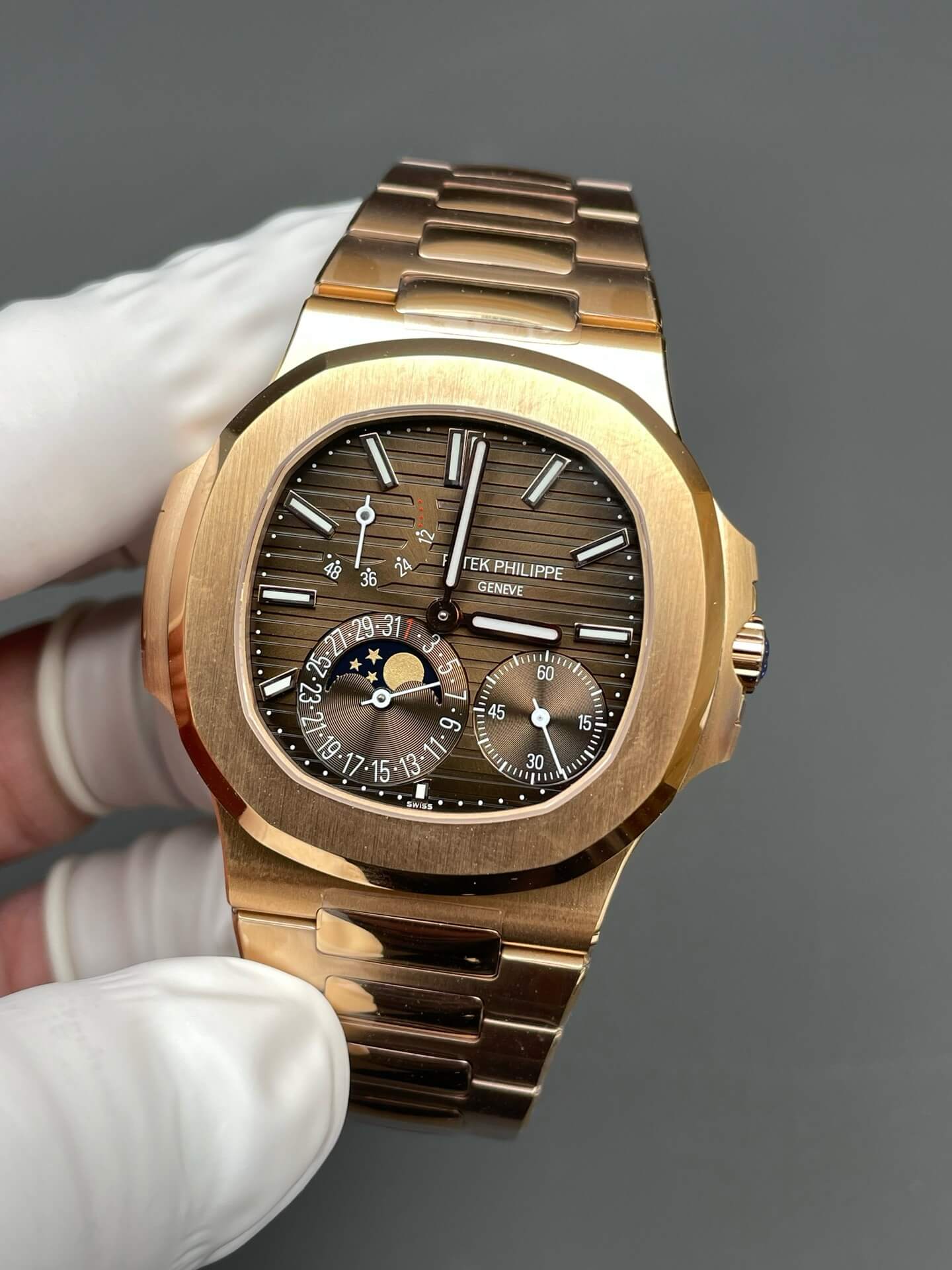 Patek Philippe Replica Nautilus Super Clone Watch 5712/1R-001 Patek Philippe Replica Nautilus Super Clone Watch 5712/1R-001