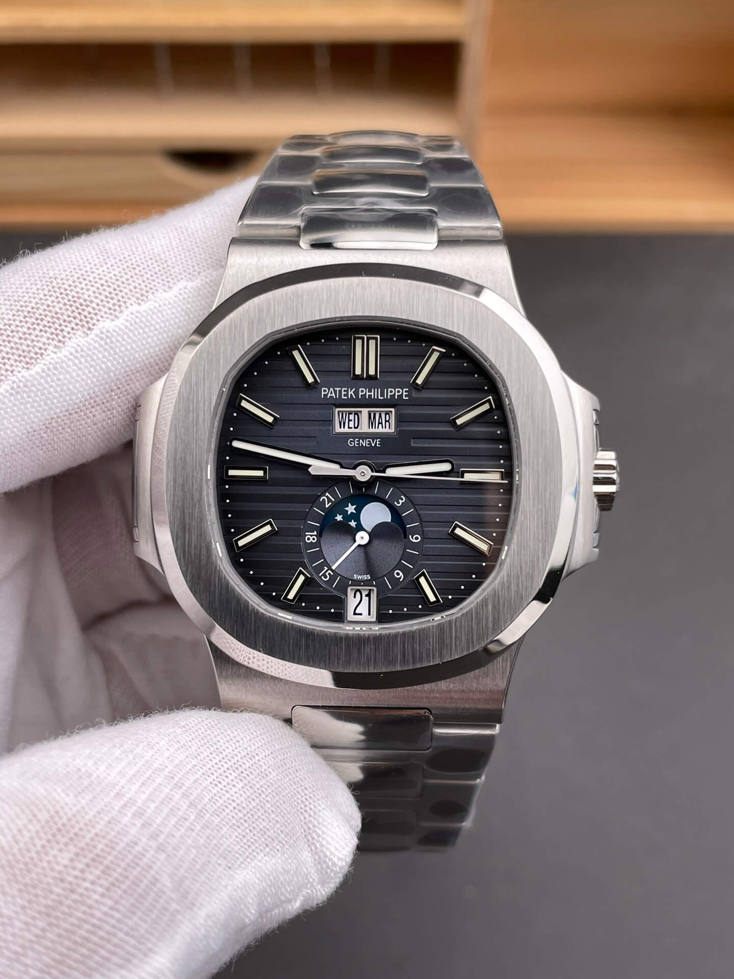 Patek Philippe Replica Nautilus Super Clone Watch 5726/1A-014