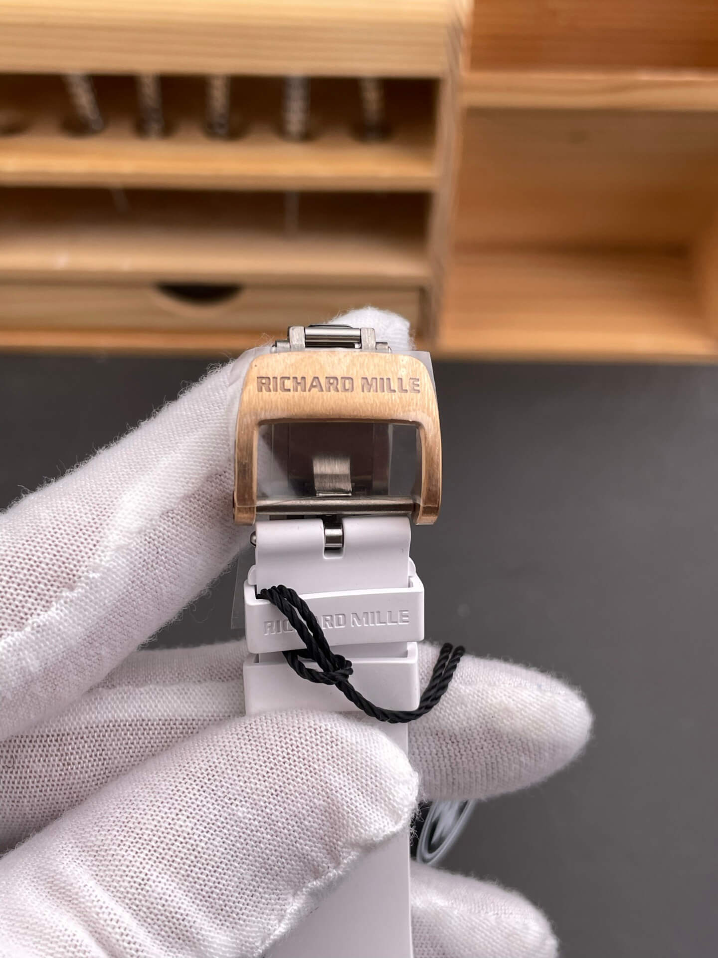 Richard Mille Replica RM 07-01 Super Clone Watch Onyx Diamonds Dial Claw Setting White Ceramic Rubber Crown