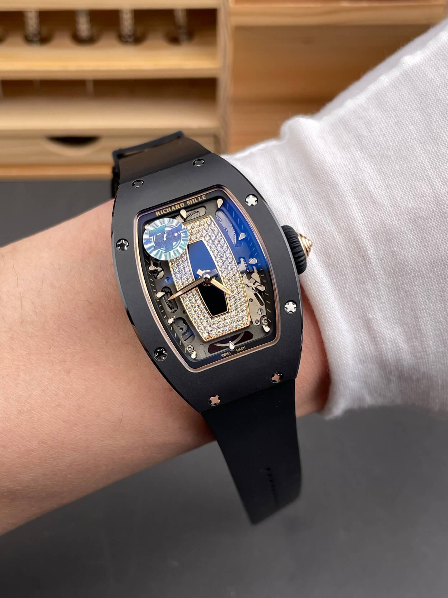 Richard Mille Replica RM 07-01 Super Clone Watch Onyx Diamonds Dial Black Ceramic Rubber Crown