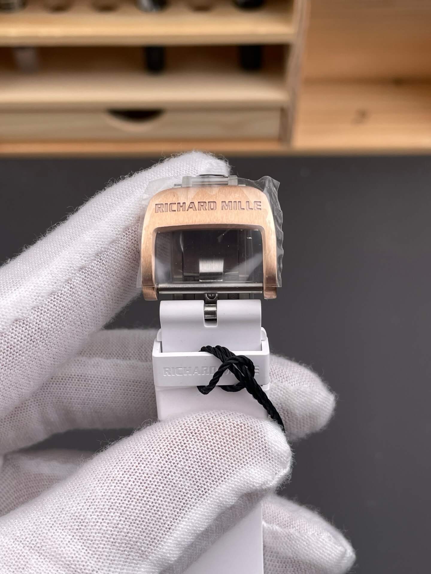 Richard Mille Replica RM 07-01 Super Clone Watch Red Diamonds Dial White Ceramic Rubber Crown