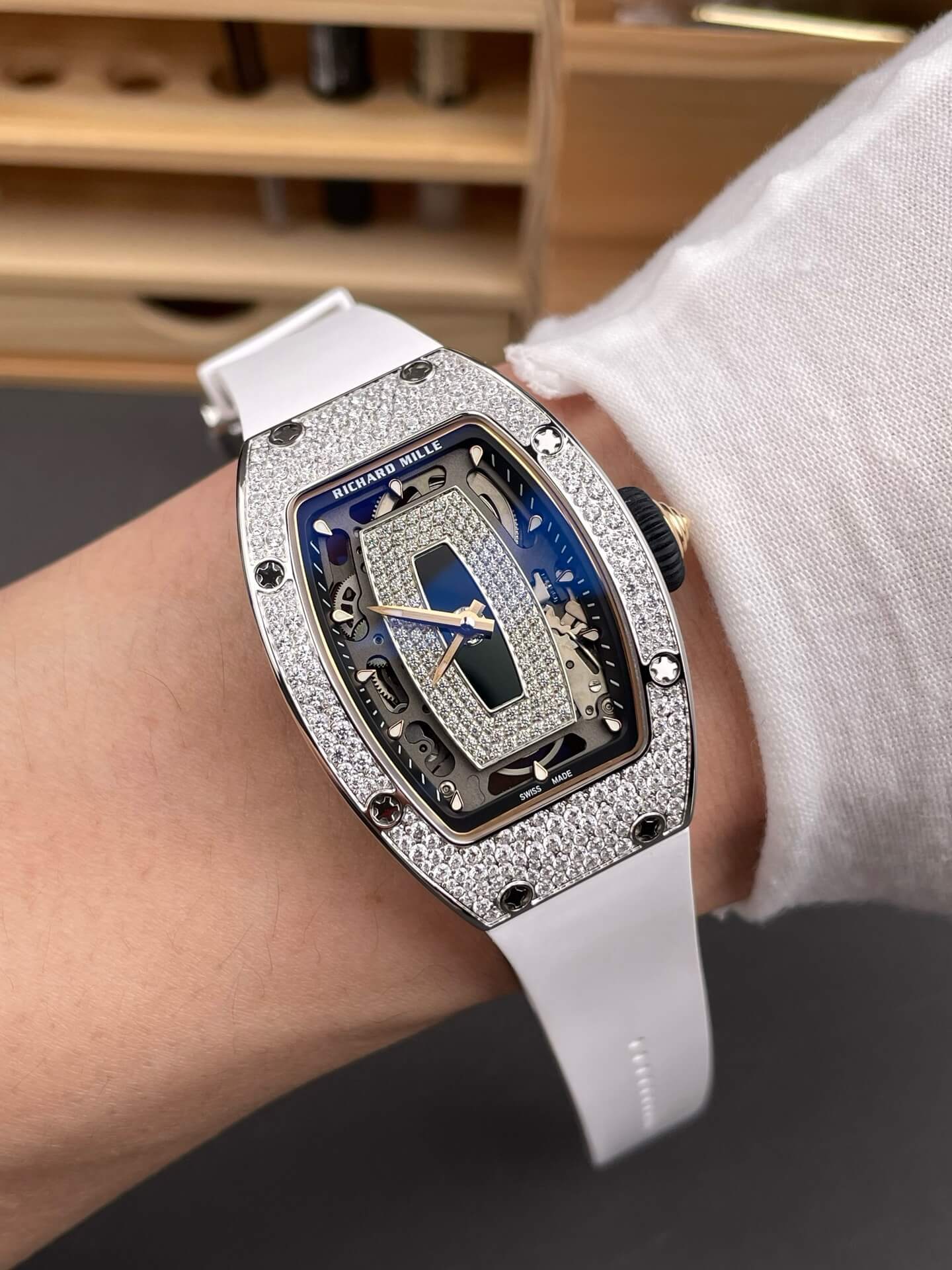 Richard Mille Replica RM 07-01 Super Clone Watch Onyx Diamonds Dial Snow Setting Stainless Steel White Rubber Black Crown