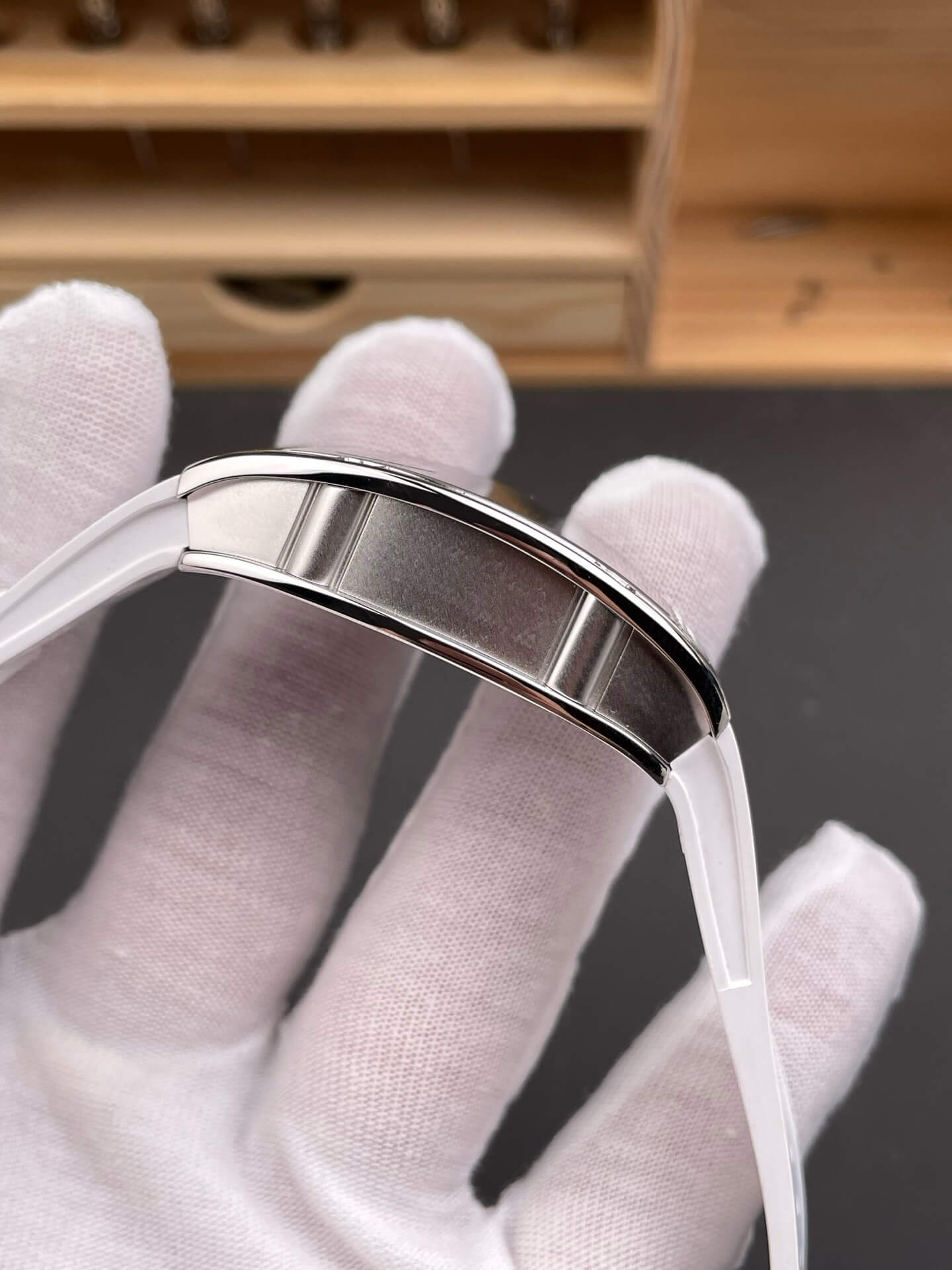 Richard Mille Replica RM 07-01 Super Clone Watch Mother of Pearl Diamonds Dial Grain Setting Stainless Steel White Rubber Crown