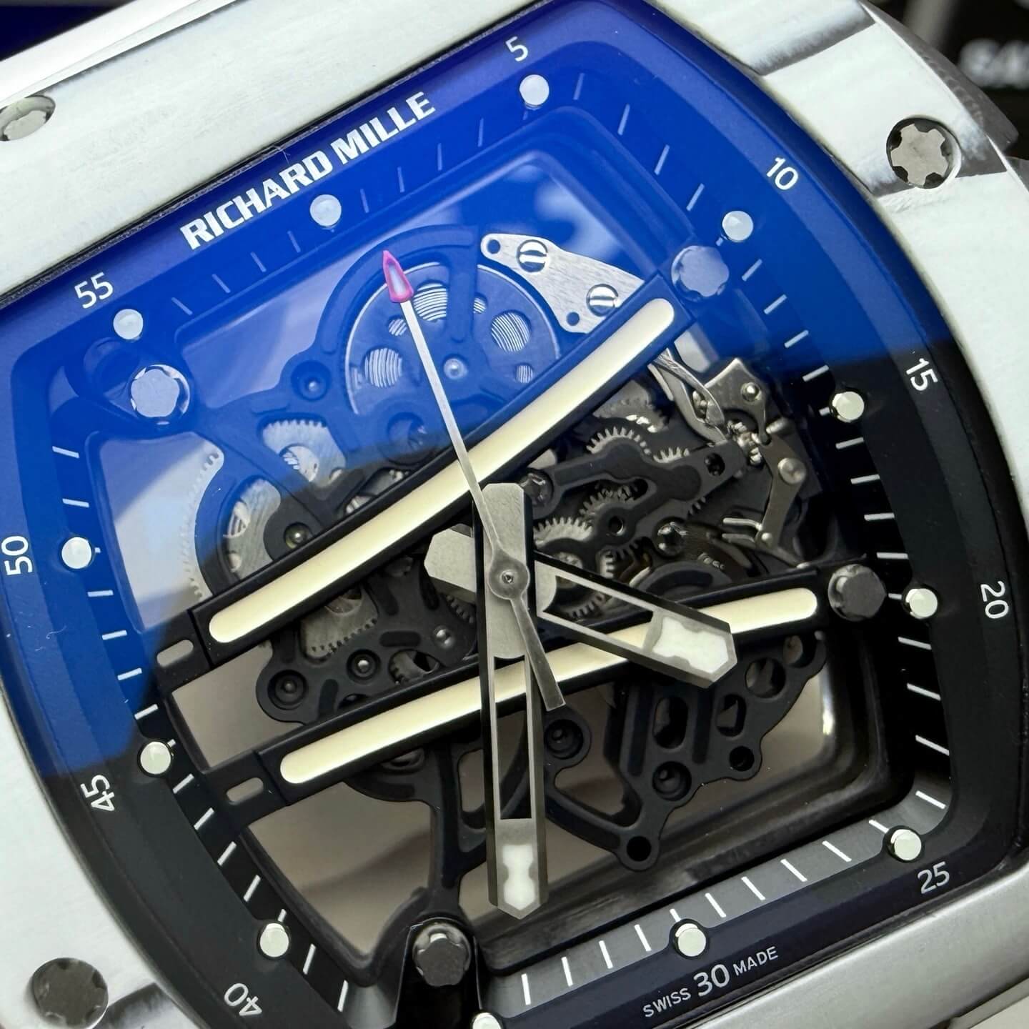 Richard Mille Replica RM 61-01 Yohan Blake Super Clone Watch White Carbon Black Crown