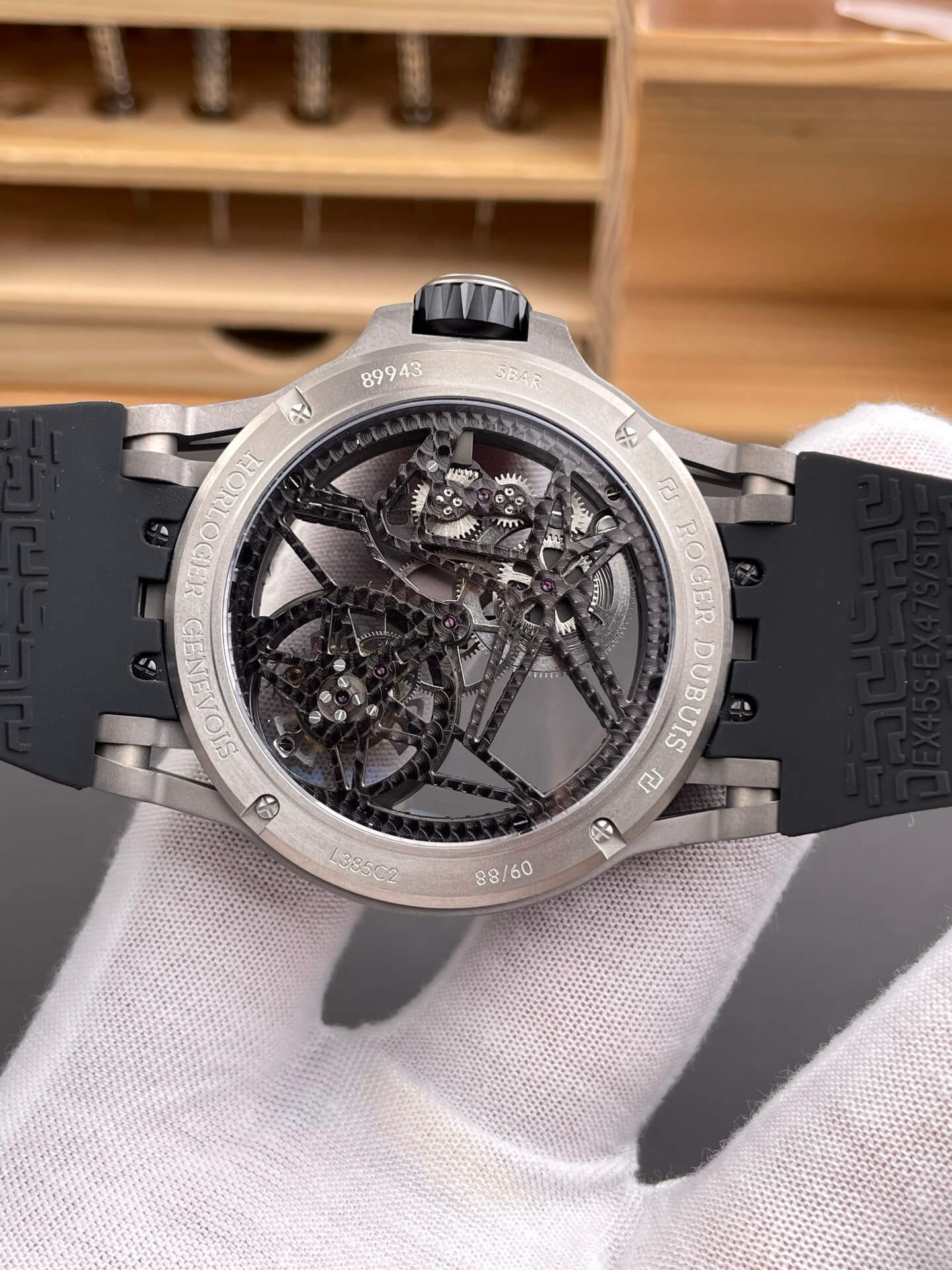 Roger Dubuis Replica Excalibur Spider Titanium Black Super Clone Watch RDDBEX0479