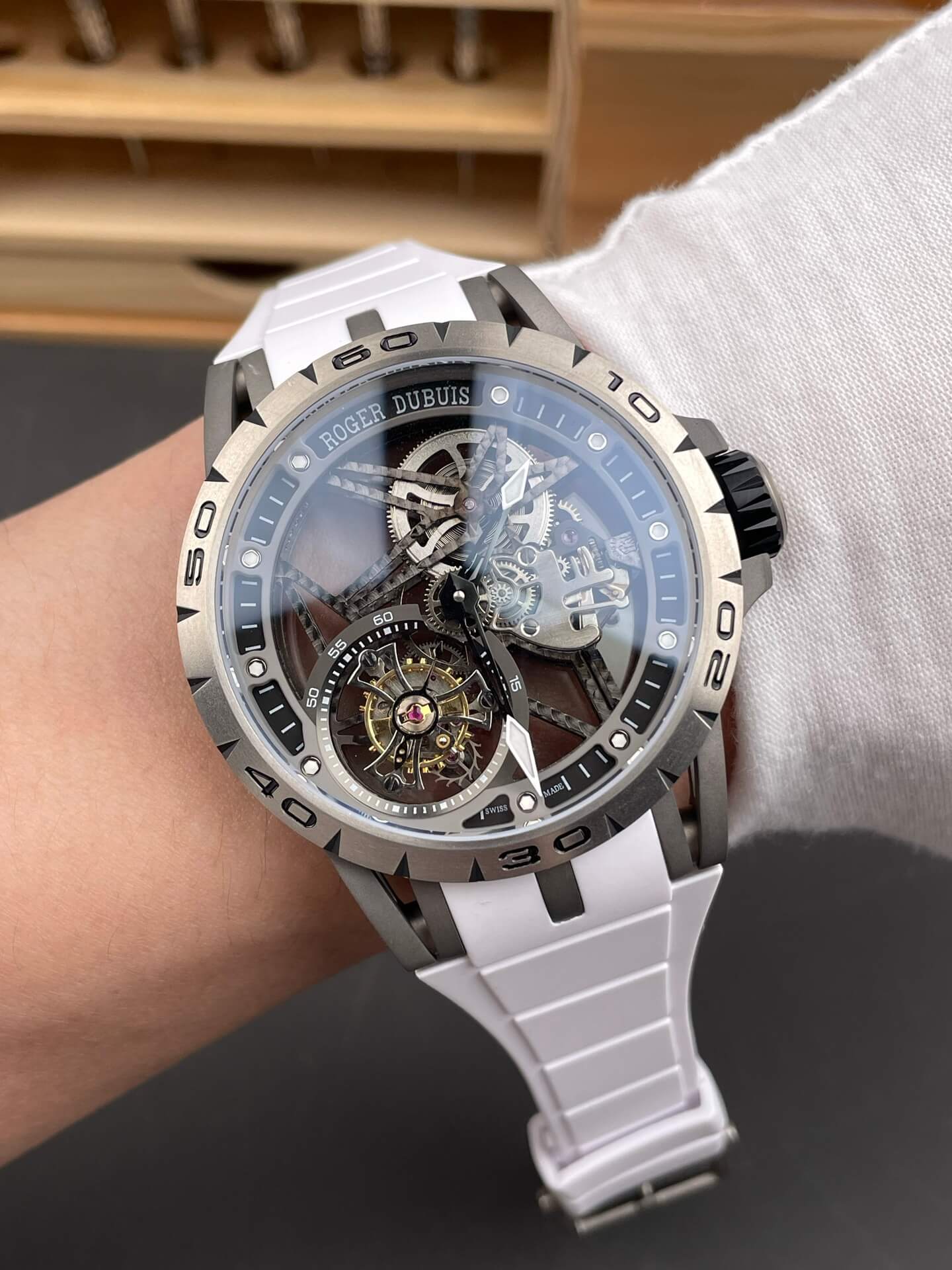 Roger Dubuis Replica Excalibur Spider Titanium White Super Clone Watch RDDBEX0479