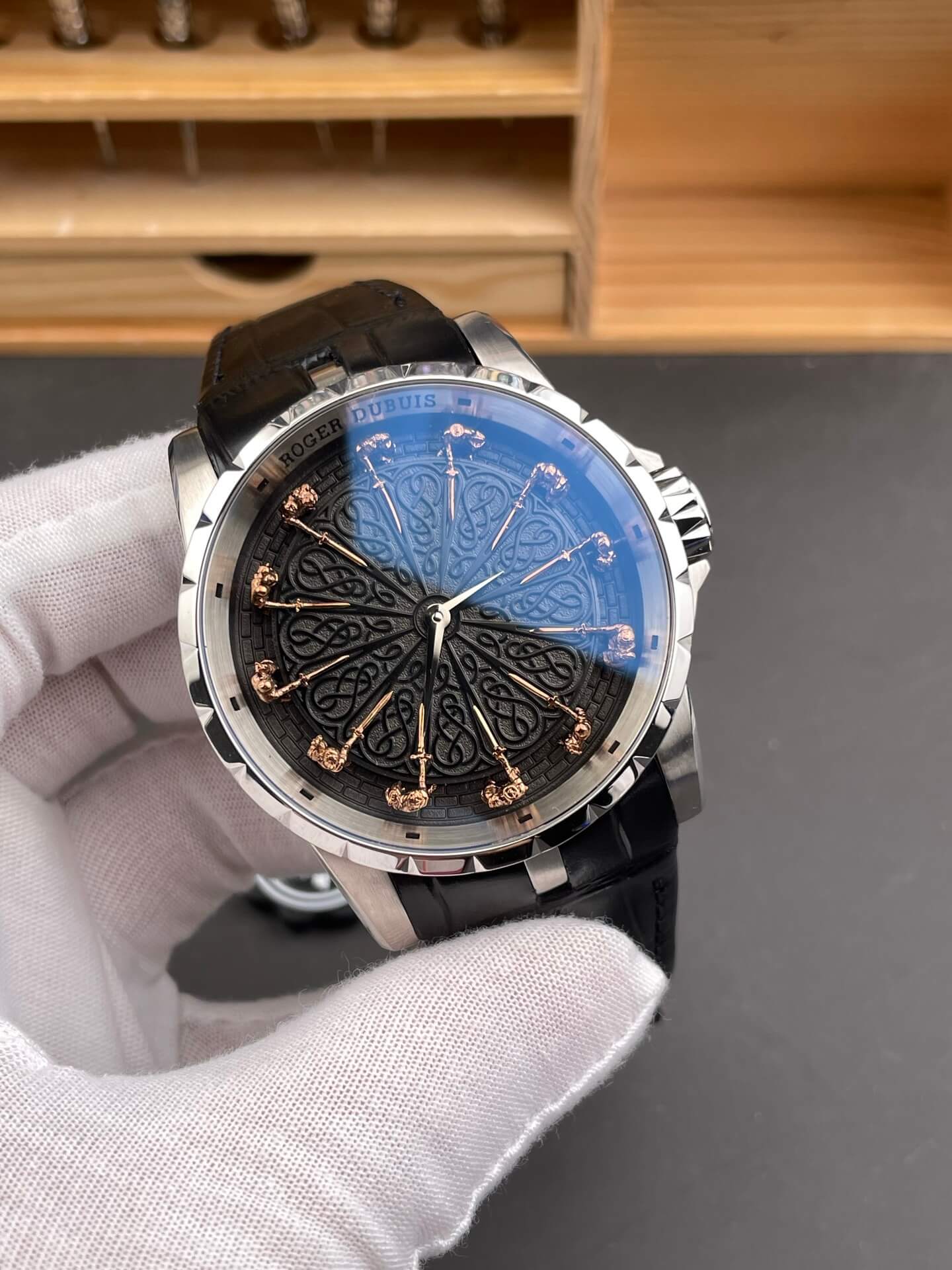 Roger Dubuis Replica Knights Of The Round Table II Super Clone Watch RDDBEX0495