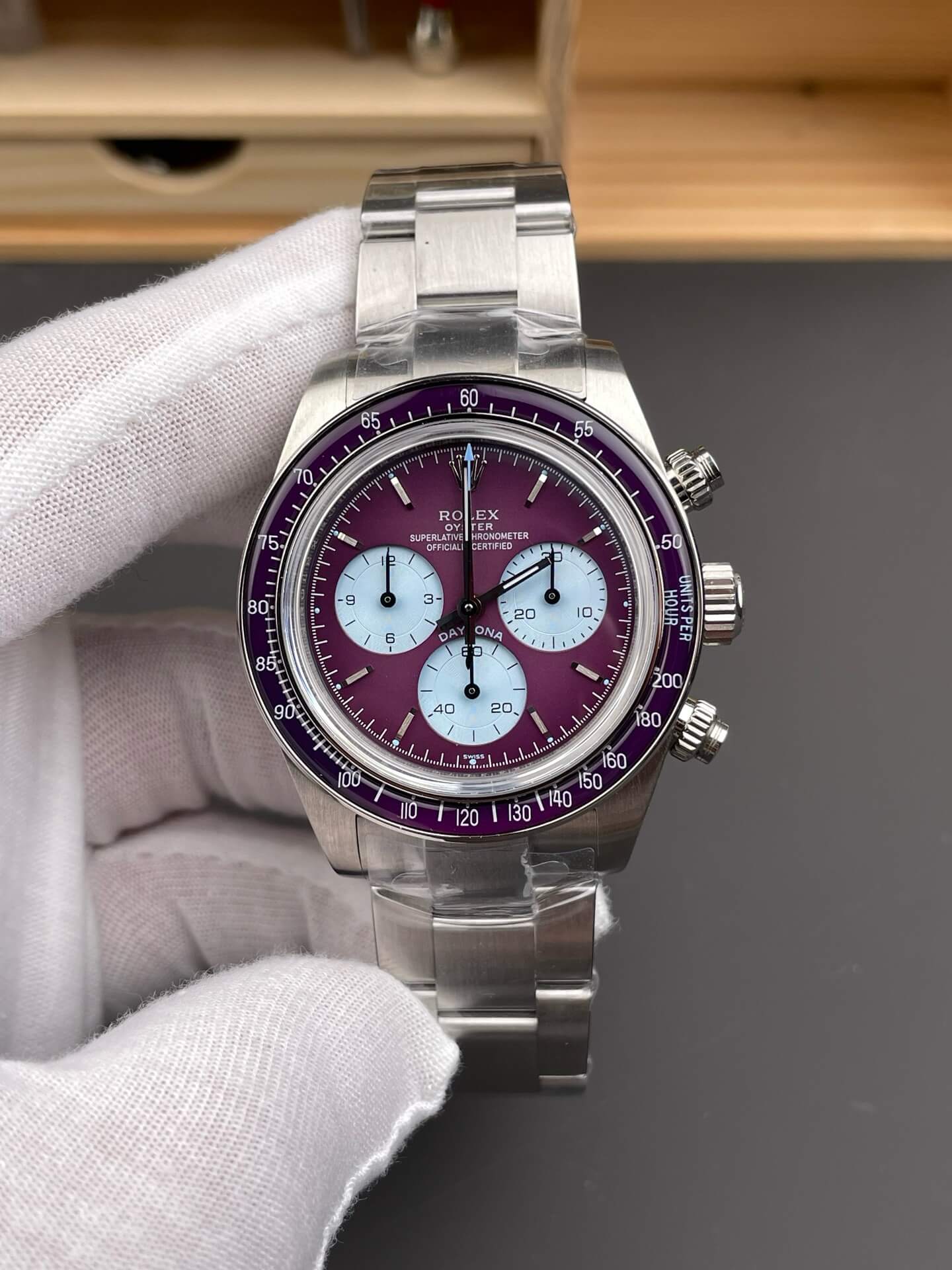 Rolex Replica Cosmograph Daytona Super Clone Watch Artisans de Genève Warm Burgundy