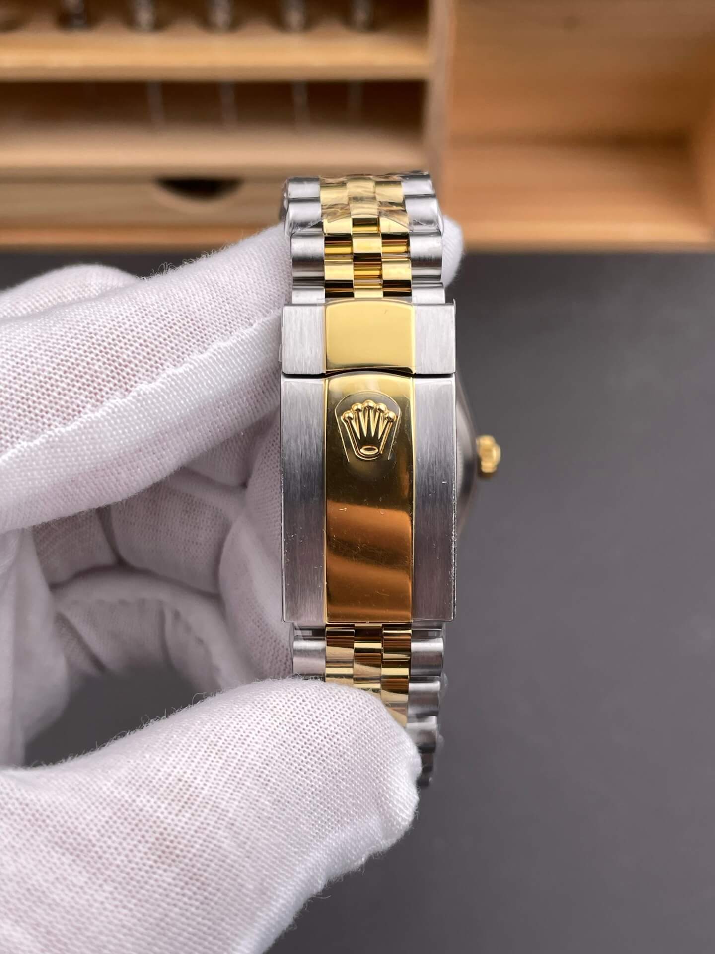 Rolex Replica Datejust Super Clone Watch 126233-0017