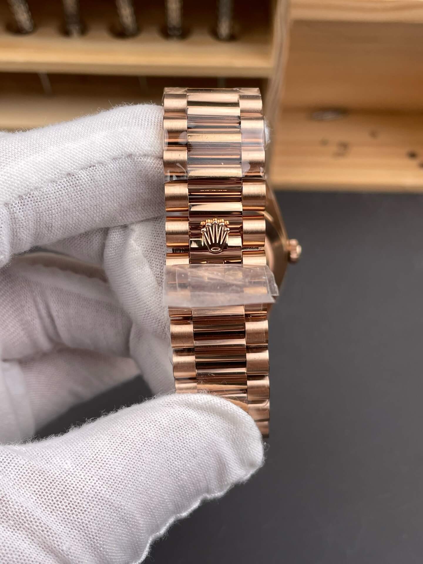 Rolex Replica Day-Date Super Clone Watch Gain Weight Version 228235-0055 Rolex Replica Day-Date Super Clone Watch Gain Weight Version 228235-0055