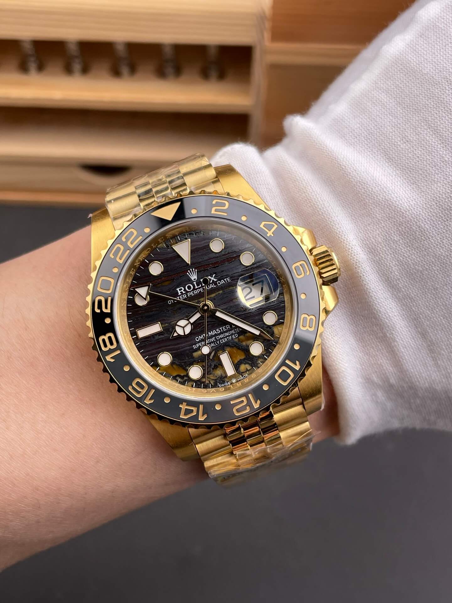 Rolex Replica GMT-Master II Super Clone Watch 126718GRNR-0002