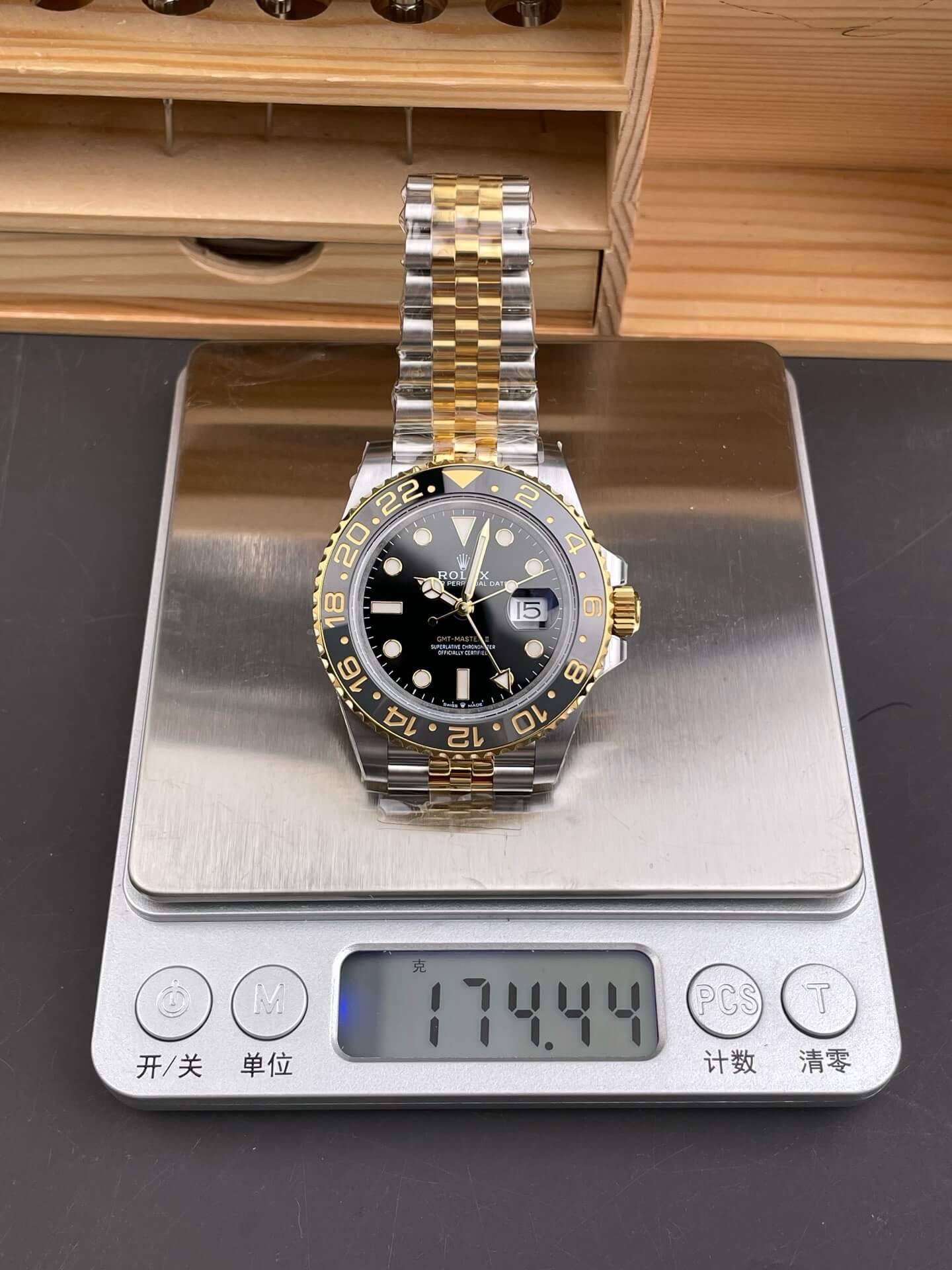 Rolex Replica GMT-Master II Super Clone Watch Gain Weight Version 126713GRNR-0001