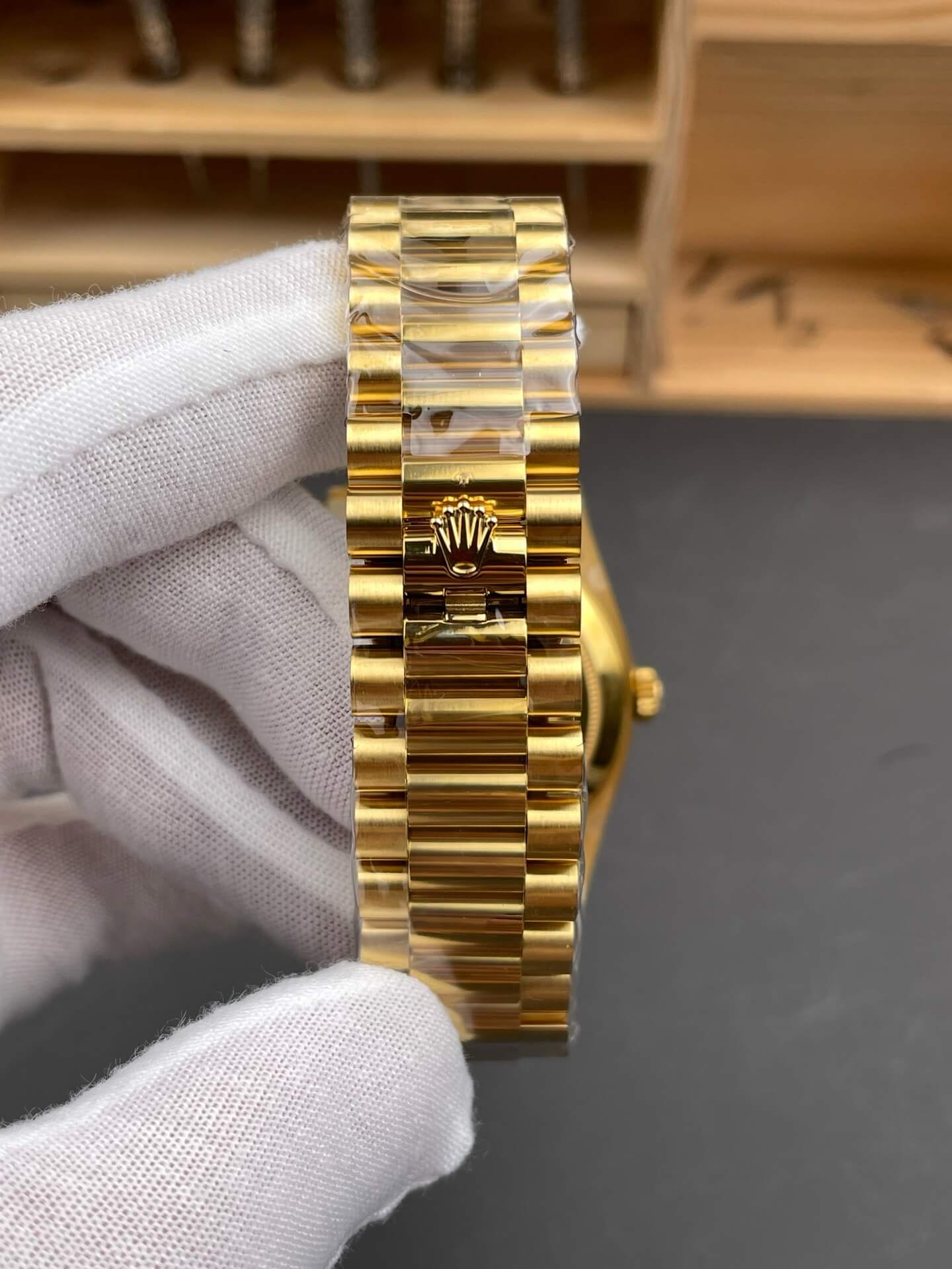 Rolex Replica Day-Date High Quality Watch Gain Weight Version 228238-0004