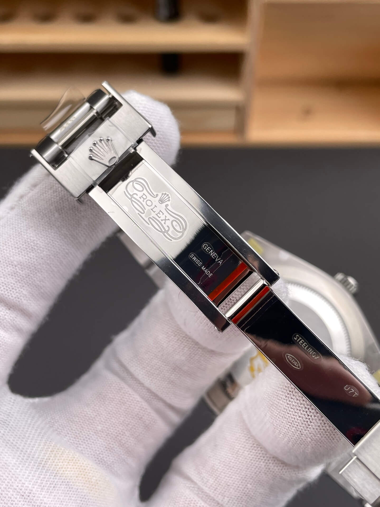 Rolex Replica Explorer High Quality Watch 214270-0003 Rolex Replica Explorer High Quality Watch 214270-0003