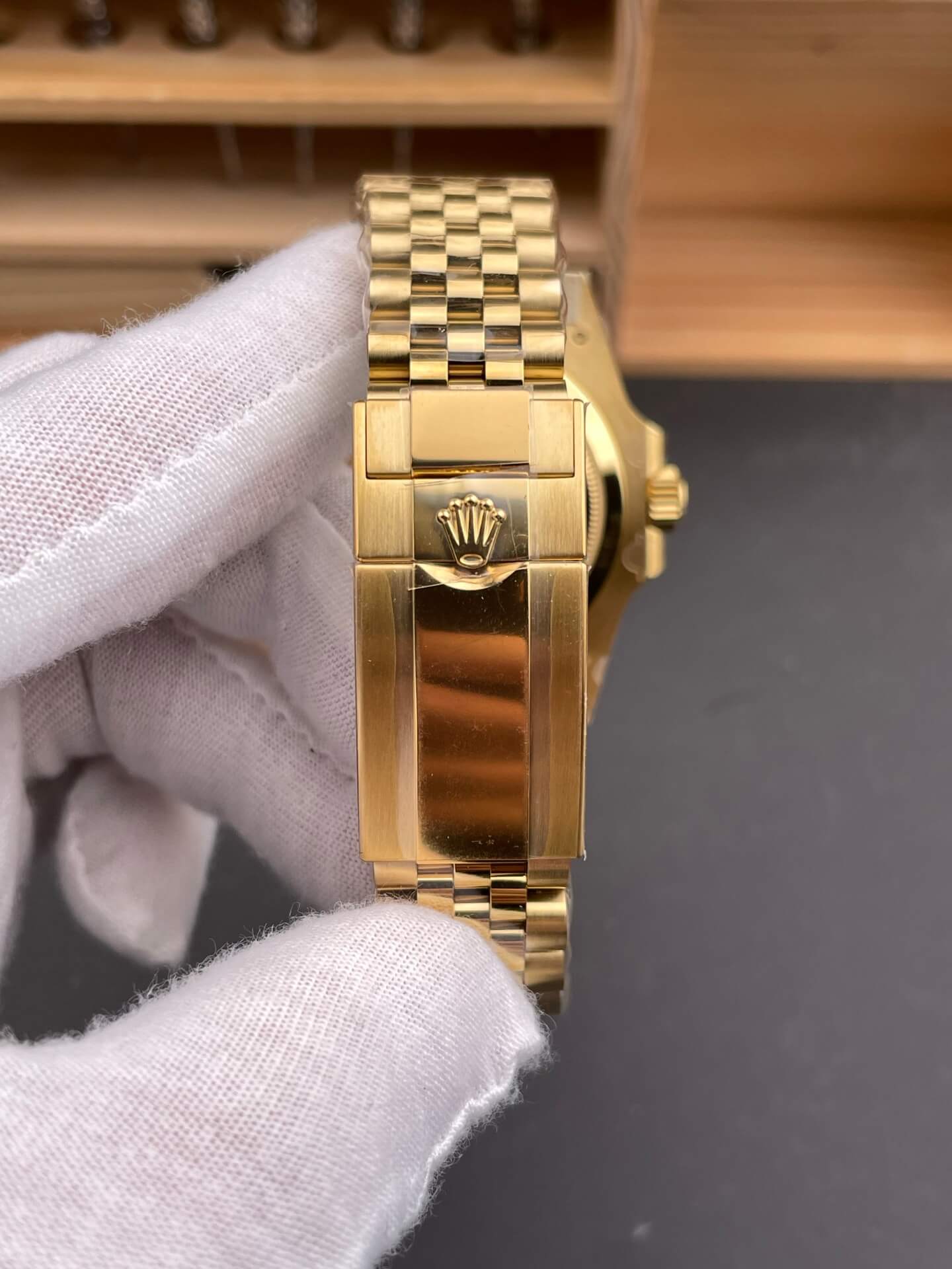 Rolex Replica GMT-Master II High Quality Watch 126718GRNR-0001