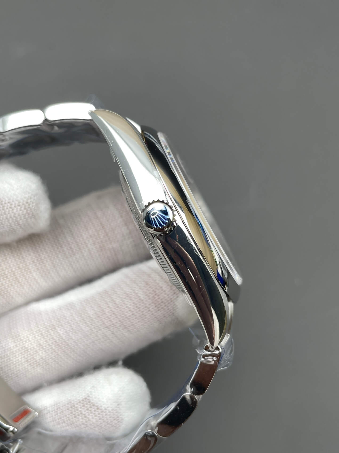 Rolex Replica Oyster Perpetual 36MM High Quality Watch 126000-0008 Rolex Replica Oyster Perpetual 36MM High Quality Watch 126000-0008