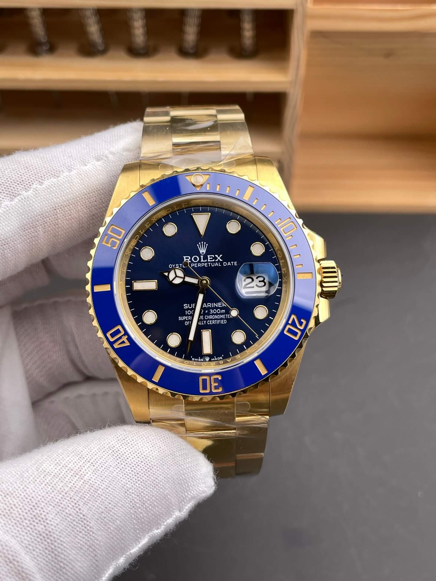 Rolex Replica Submariner Date High Quality Watch 126618LB-0002