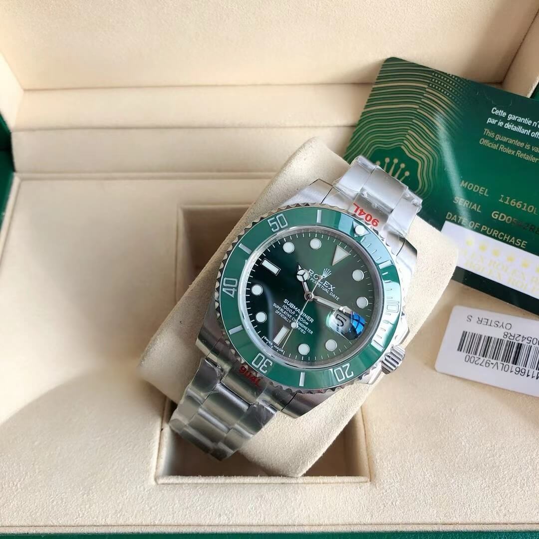 Rolex Replica Submariner Date Watch 116610LV