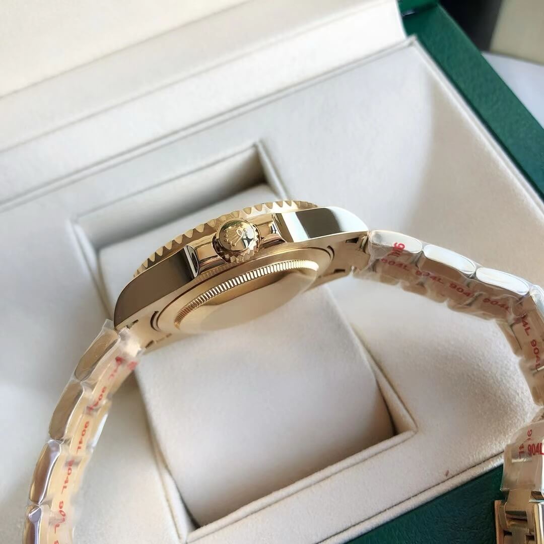 RolexReplicaSubmarinerDateWatch126613LN