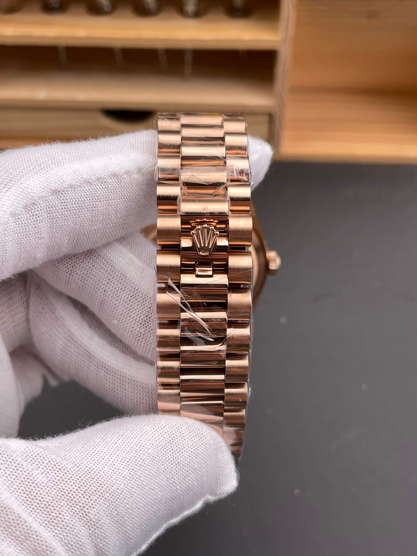 Rolex Replica Day-Date Super Clone Watch Gain Weight Version 128235-0085