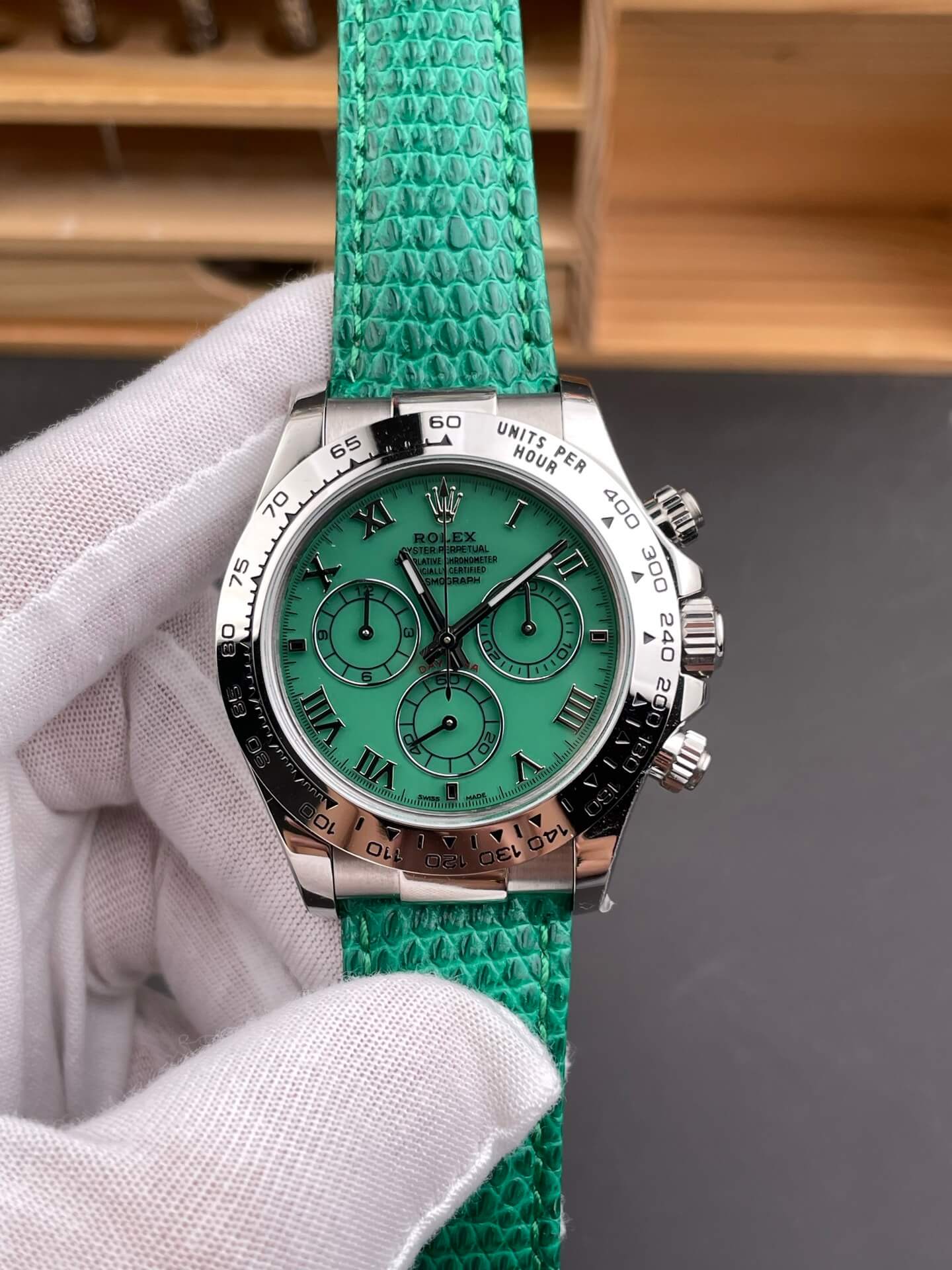 Rolex Replica Cosmograph Daytona Beach Green Super Clone Watch 116519